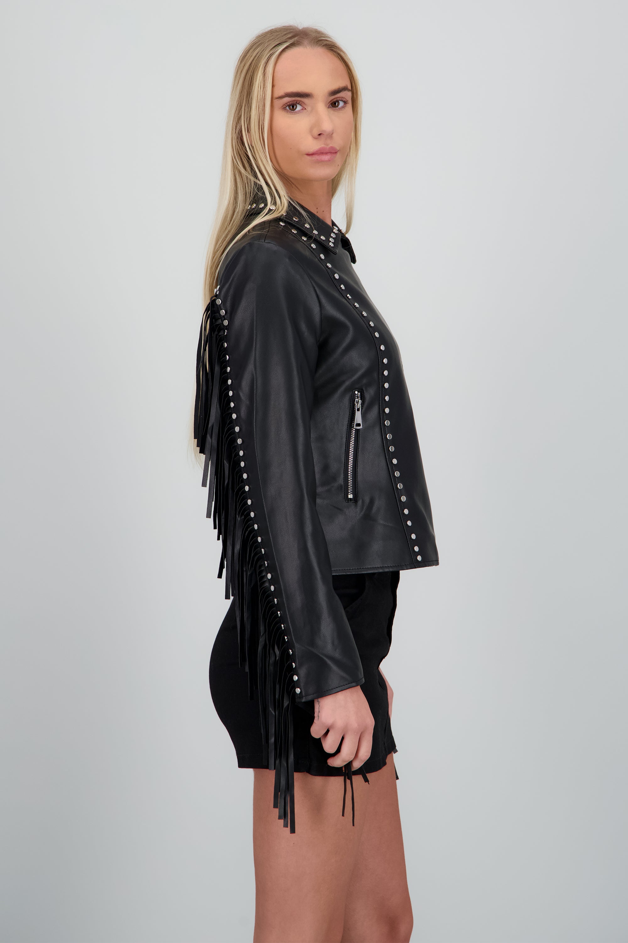 Chamarra cruzada pu fringe NEGRO