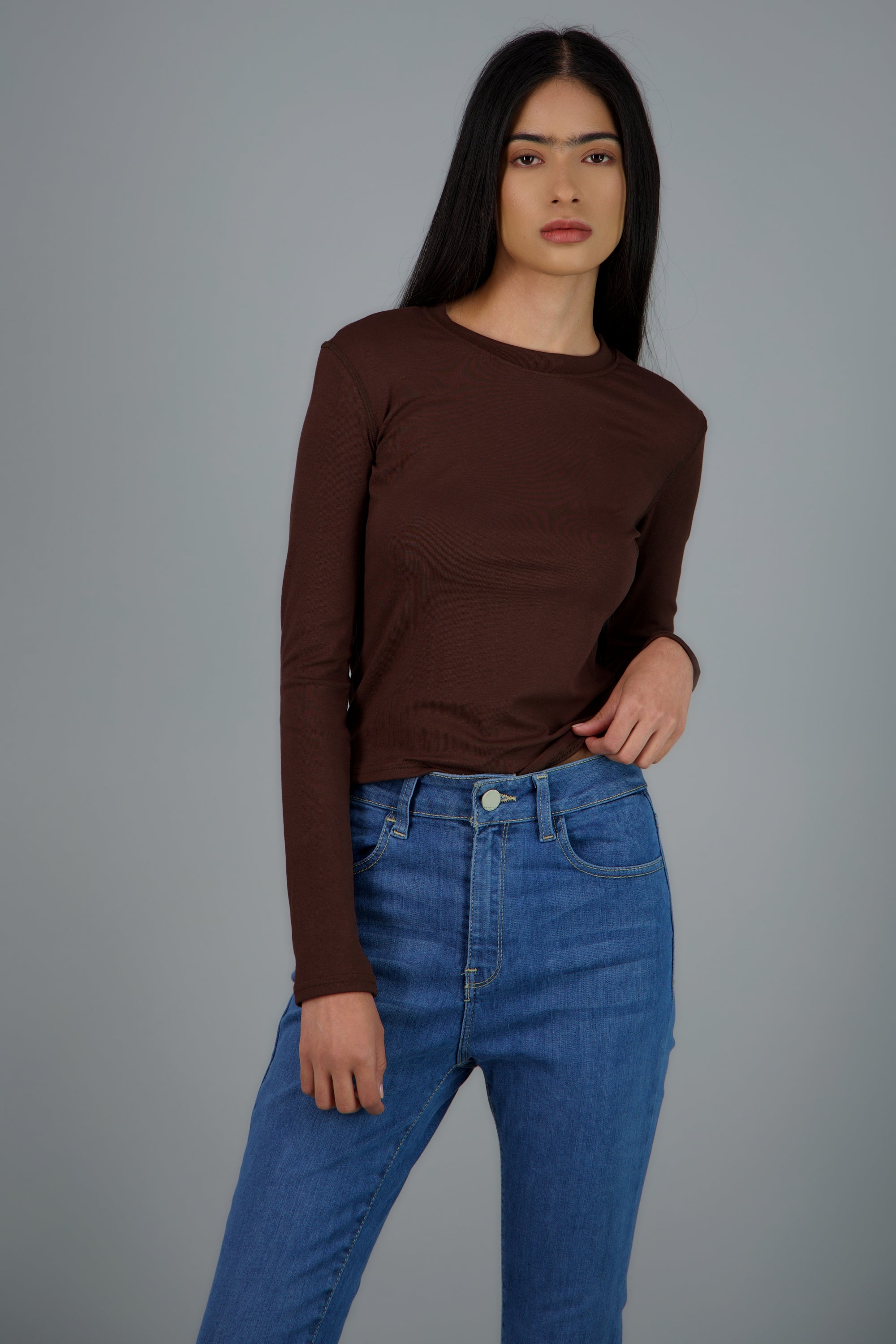 Top escote redondo manga larga CHOCOLATE