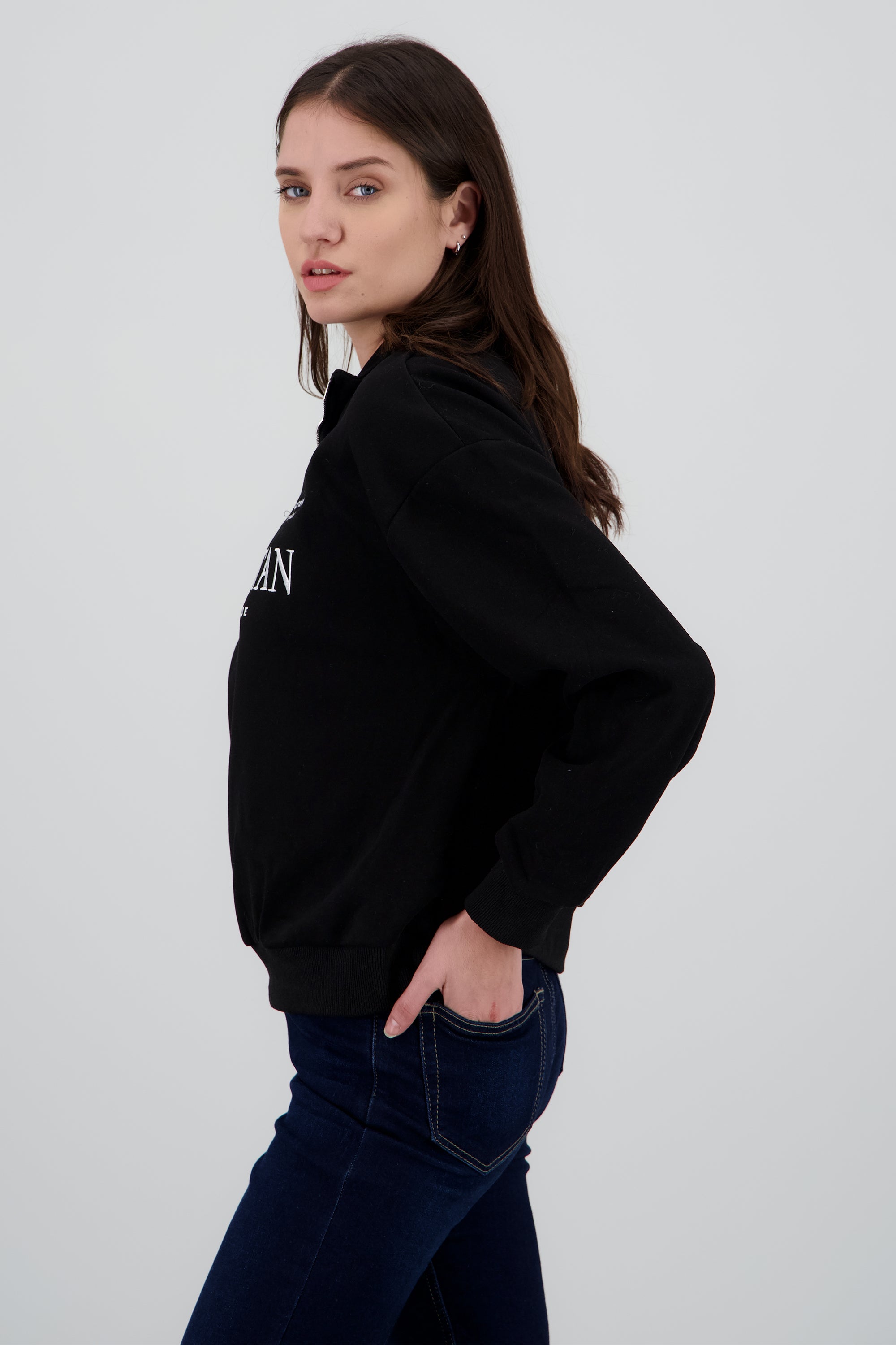 Sudadera manhattan detalle cierre NEGRO