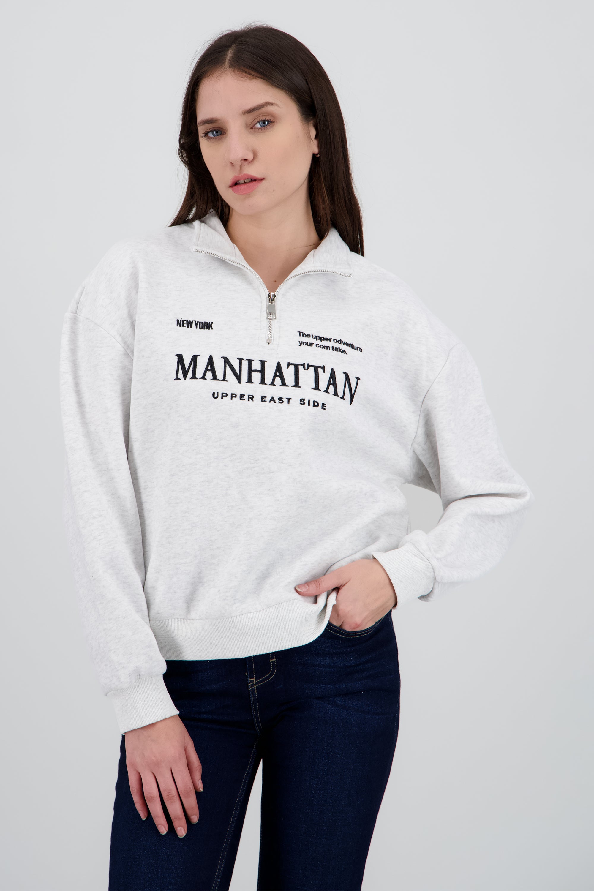 Sudadera manhattan detalle cierre GRIS