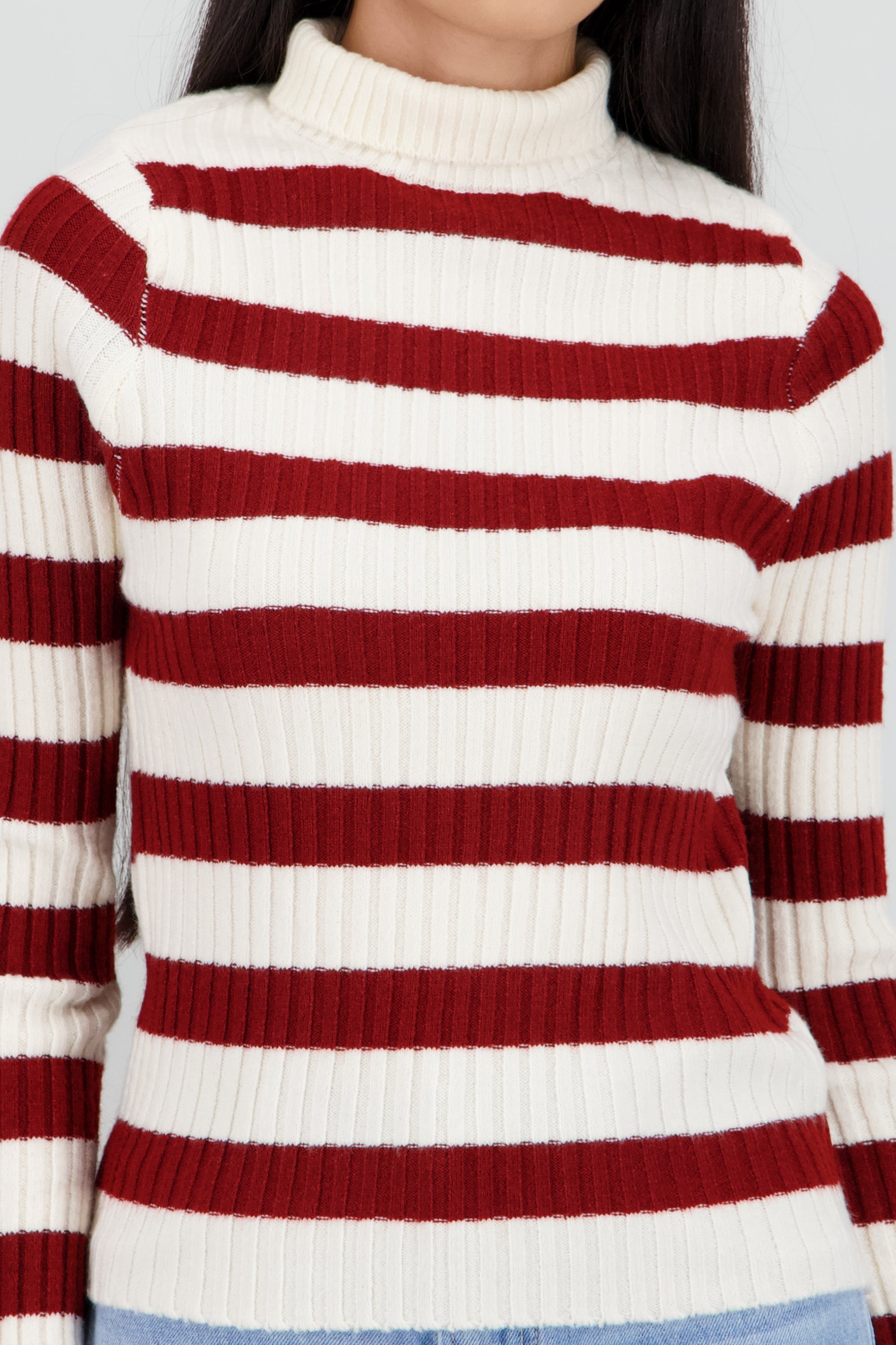 Sueter tejido cuello alto rayas VINO COMBO