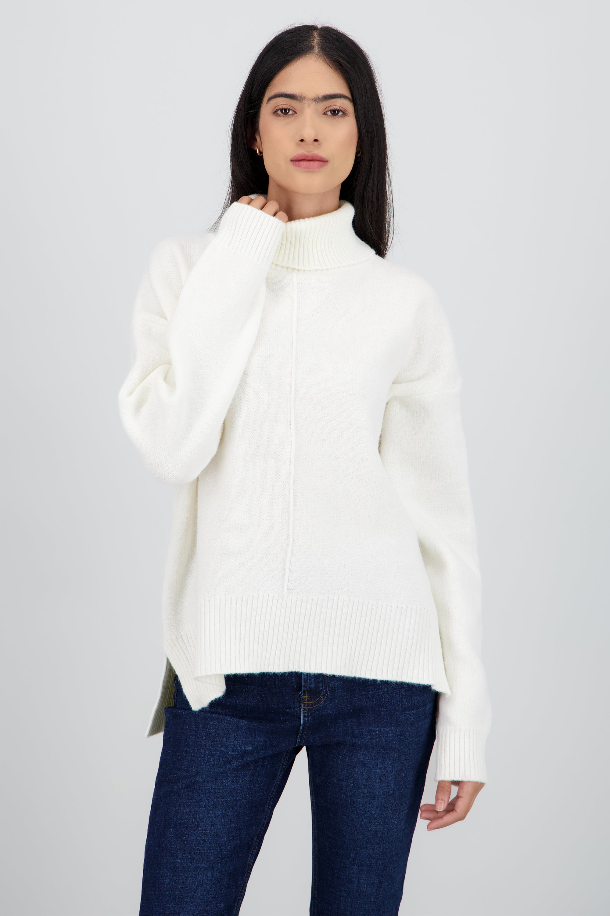 Sueter tejido cuello alto HUESO