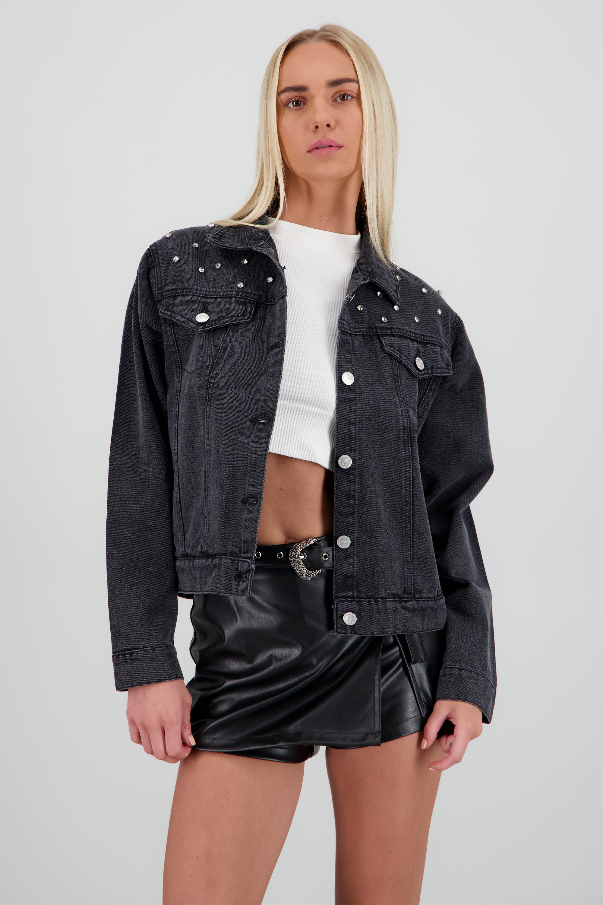 Chamarra trucker brillo GRIS