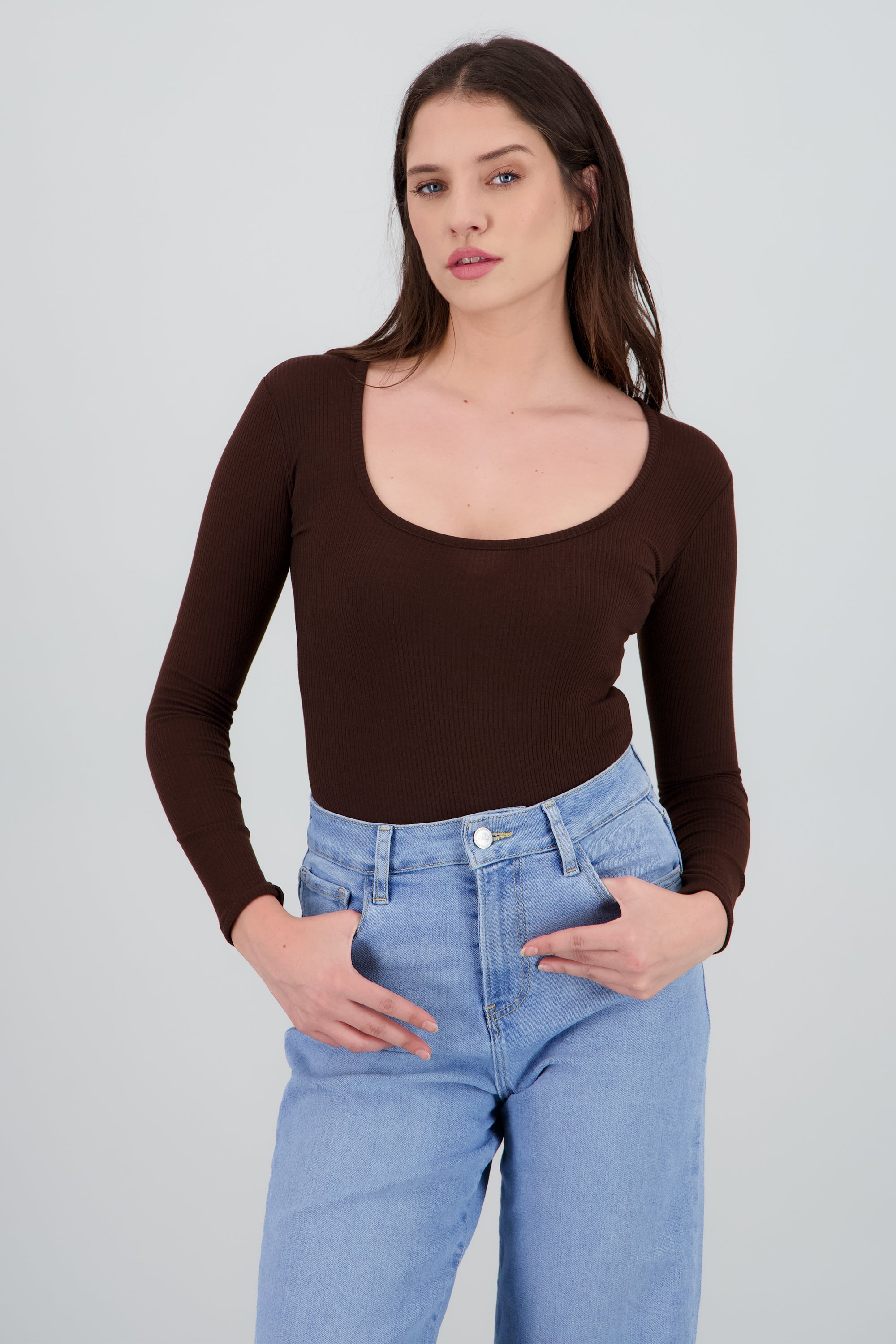 Bodysuit manga larga liso escote cuadrado CHOCOLATE