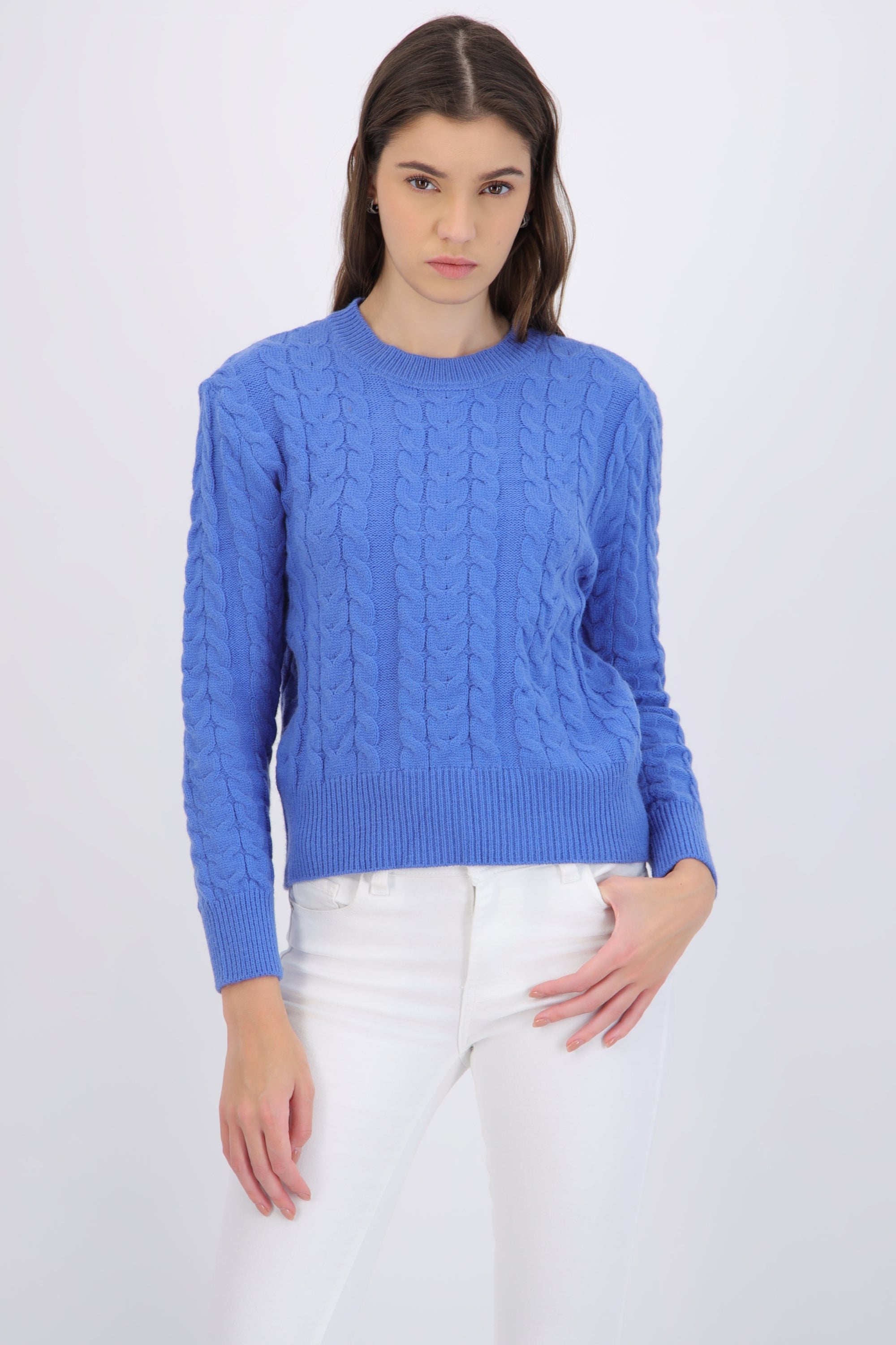 Sueter tejido detalle trenzado
