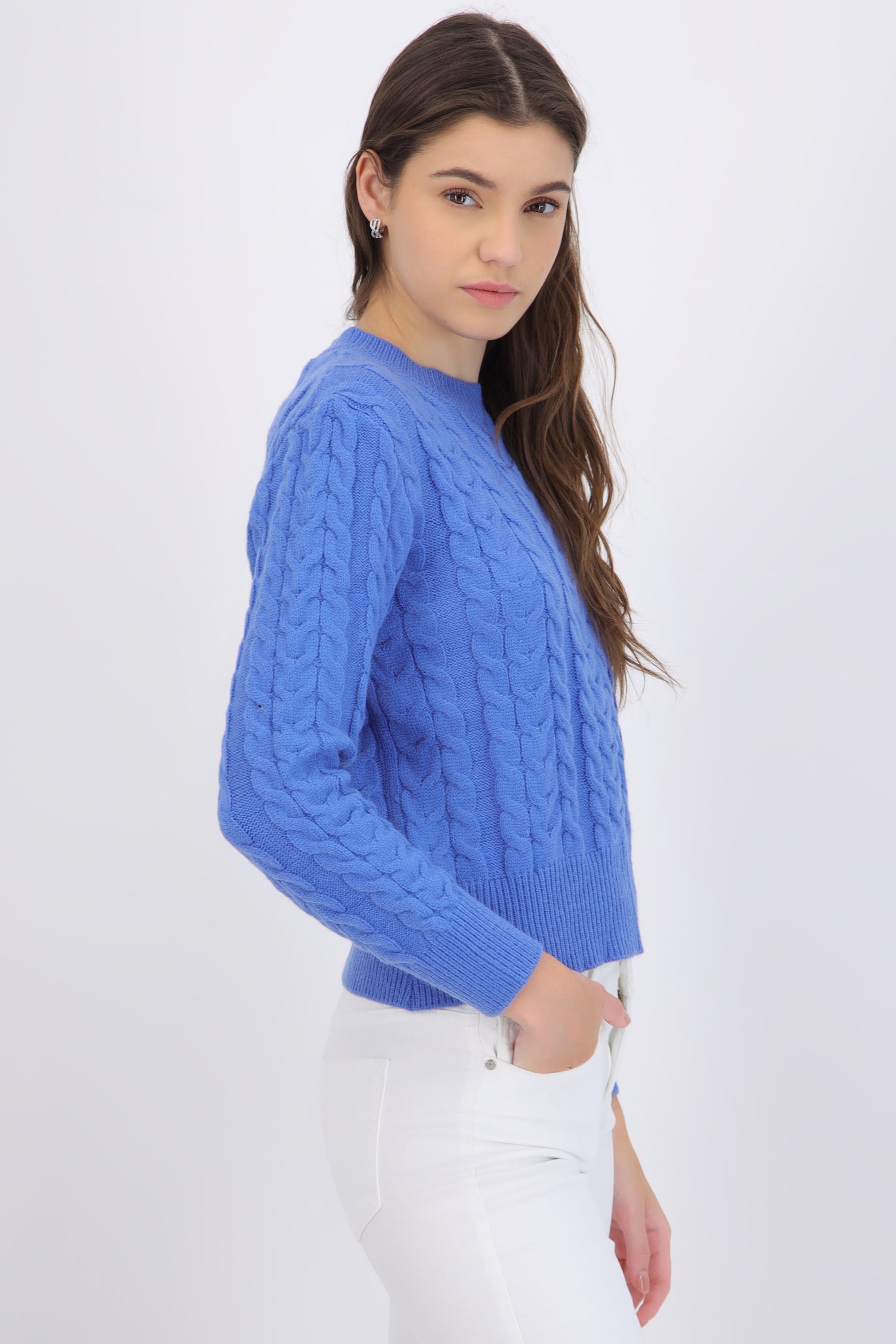 Sueter tejido detalle trenzado