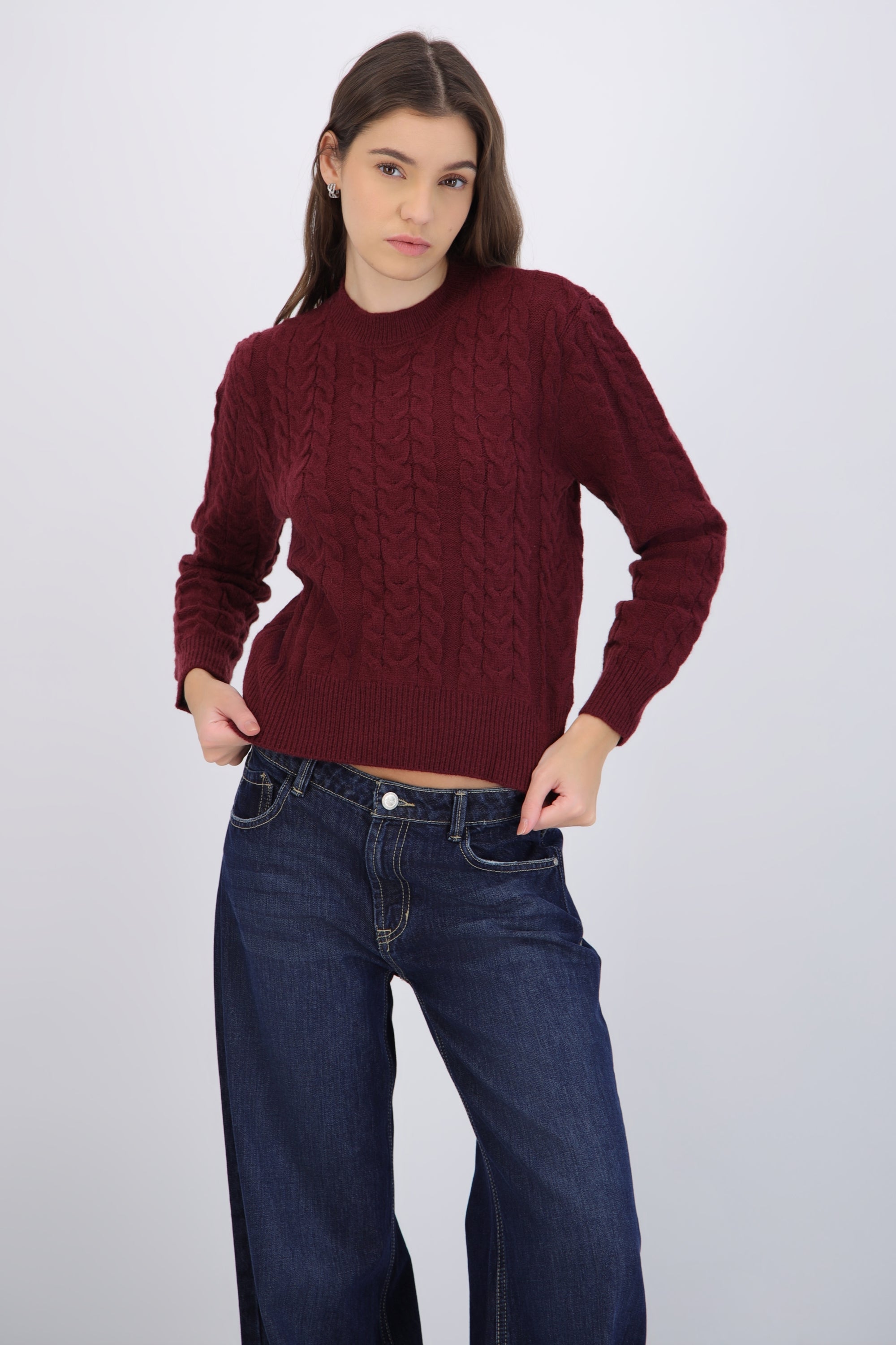 Sueter tejido detalle trenzado