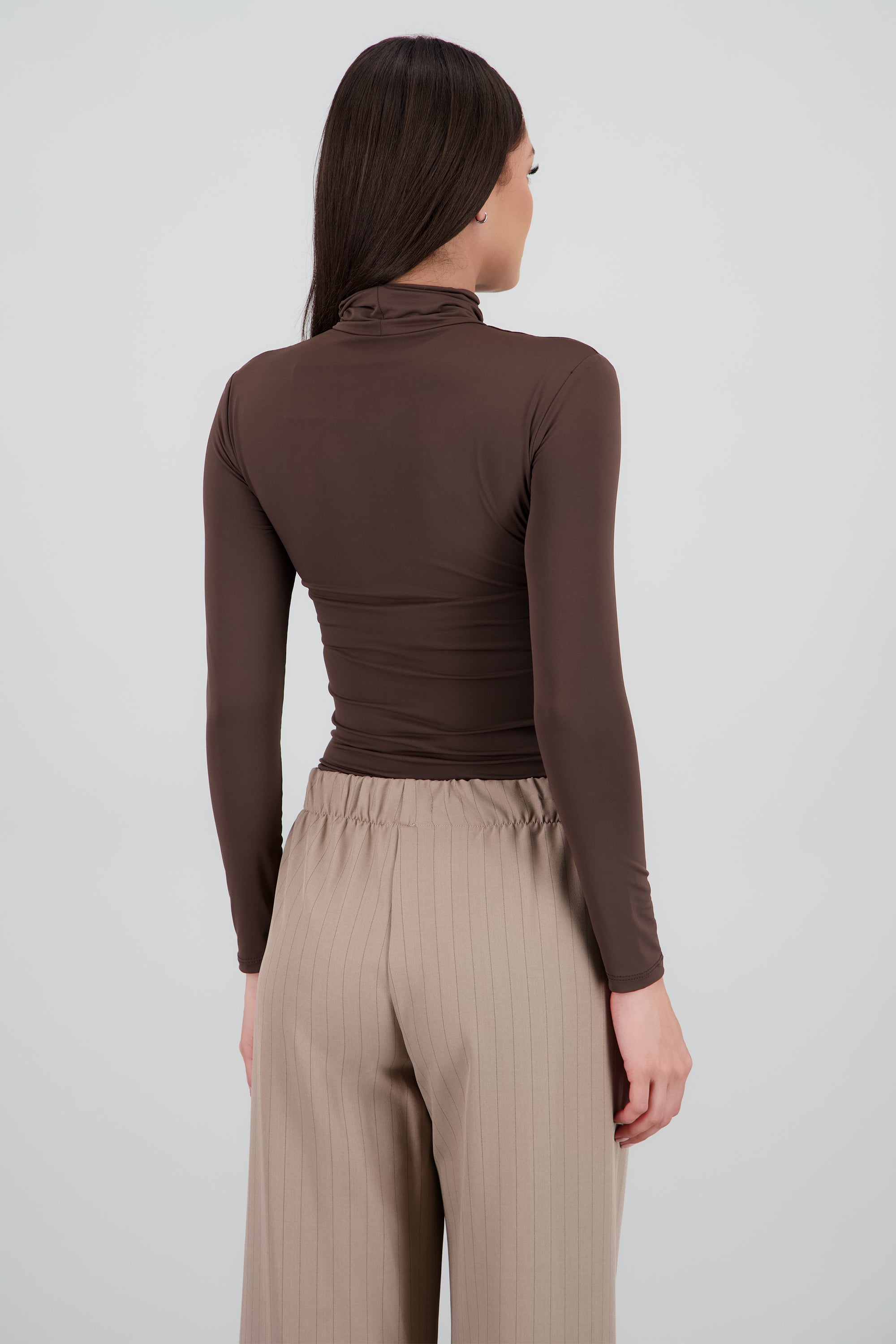 Bodysuit manga larga cuello alto CHOCOLATE