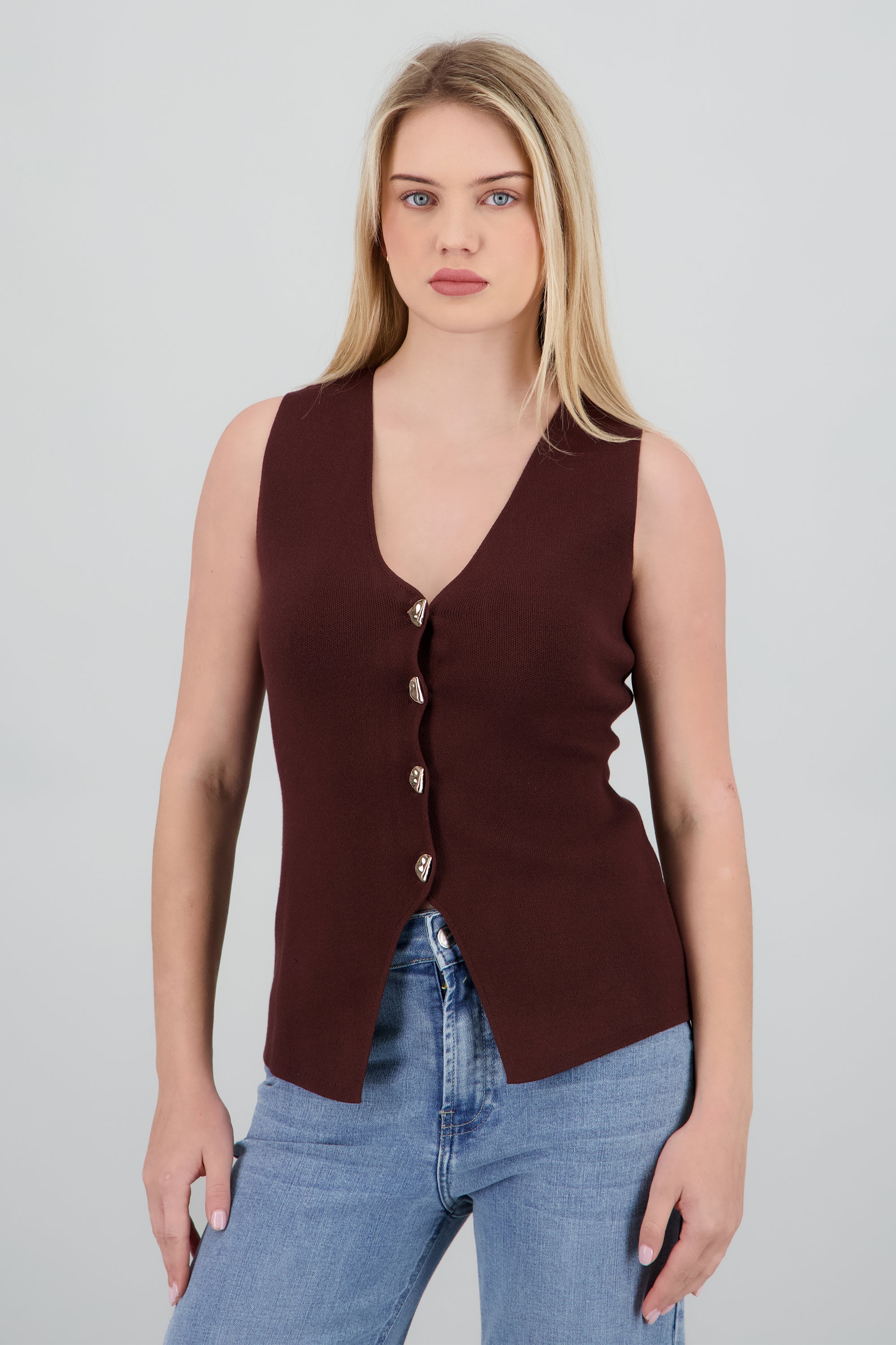 Top tejido con botones CHOCOLATE
