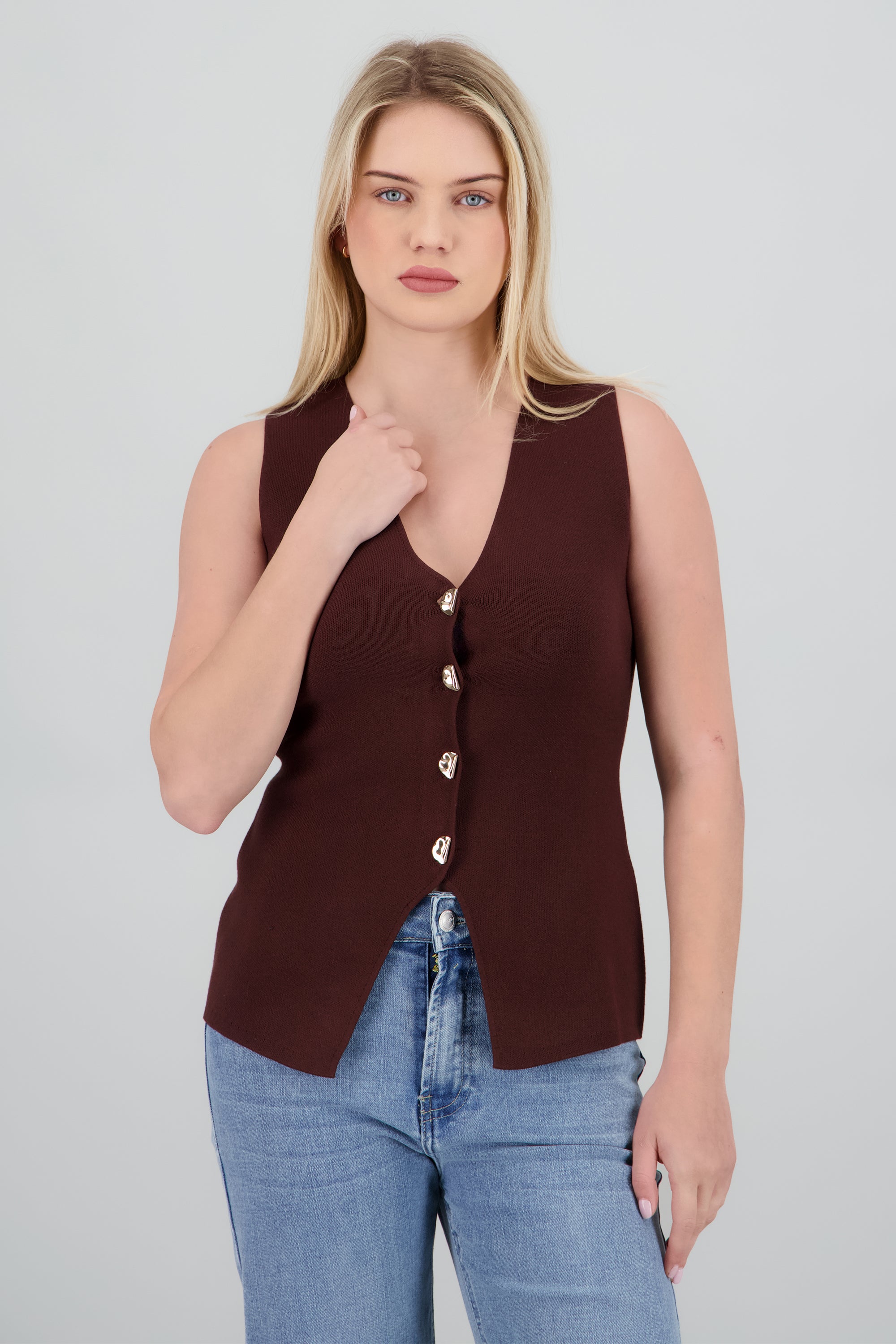 Top tejido con botones CHOCOLATE