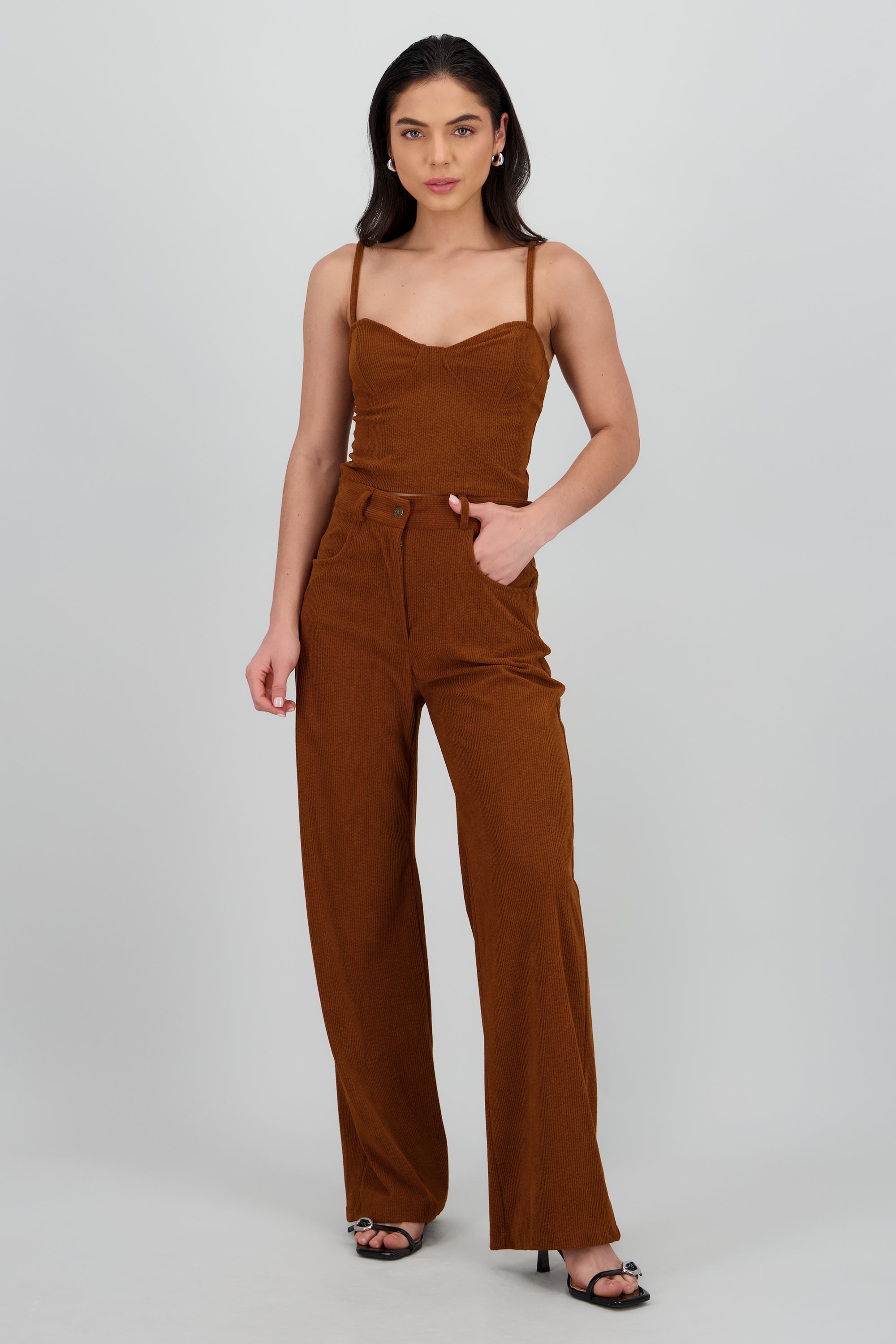 Pantalon recto detalle pana LADRILLO