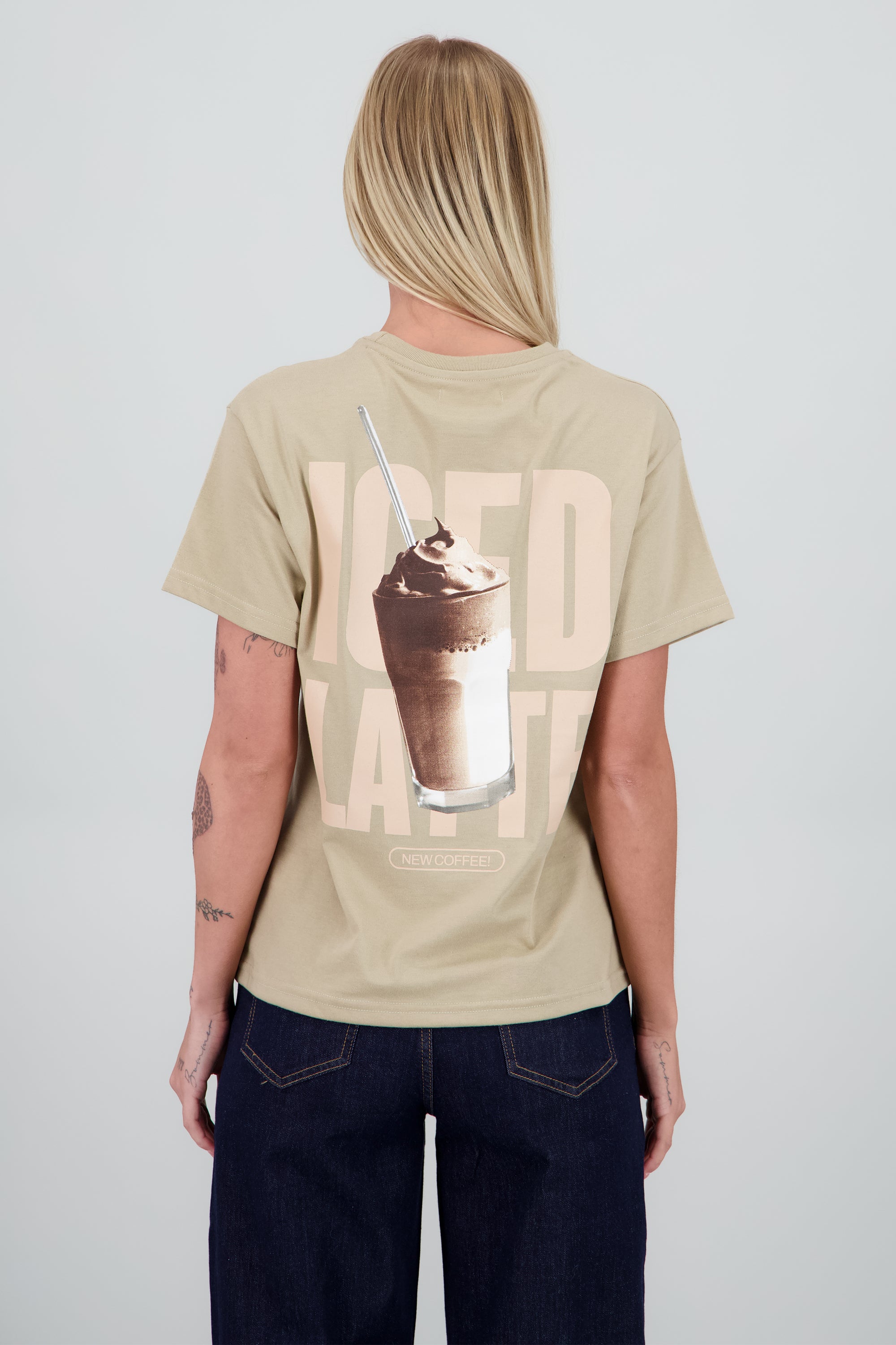 Playera estampada iced latte ARENA