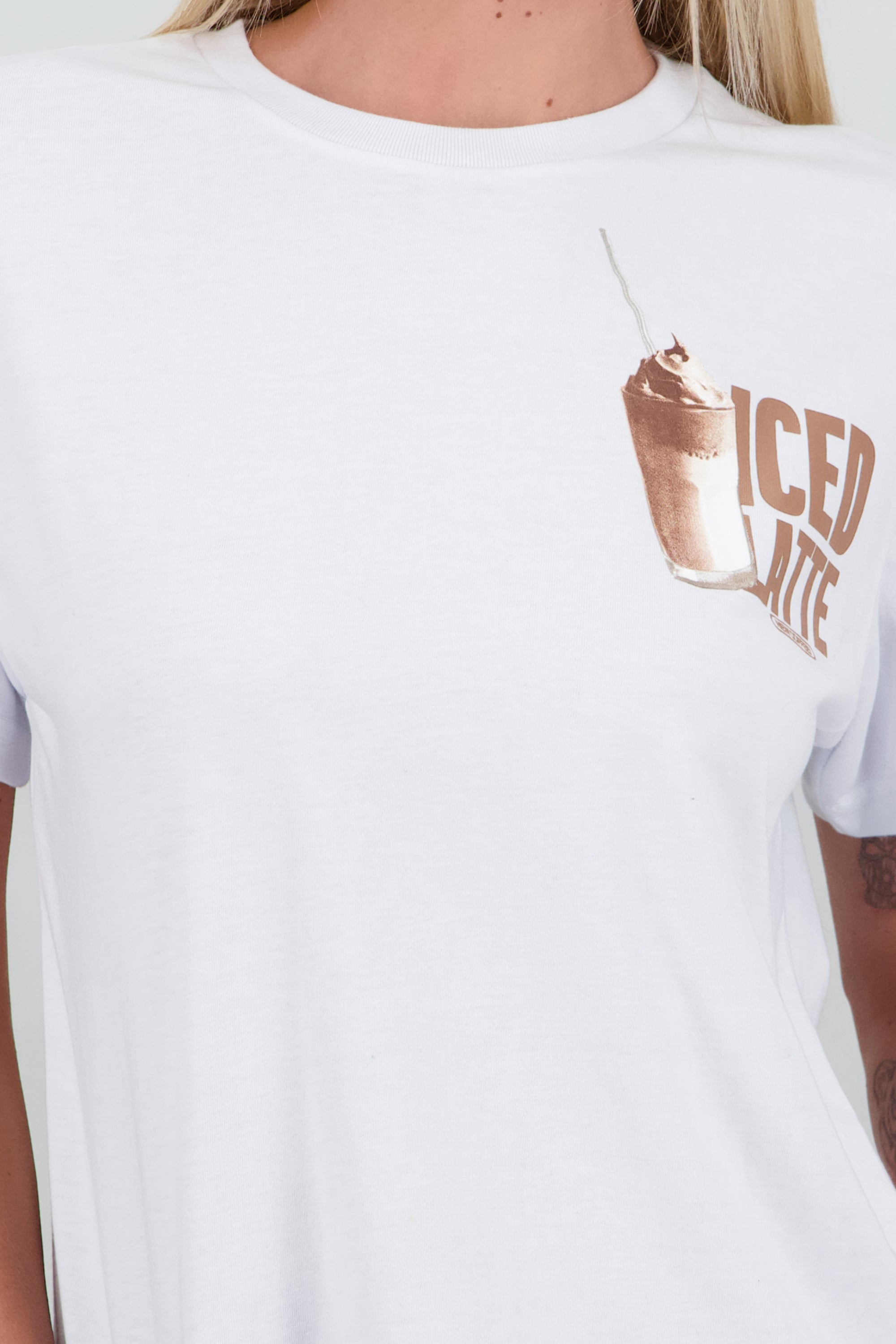 Playera estampada iced latte BLANCO