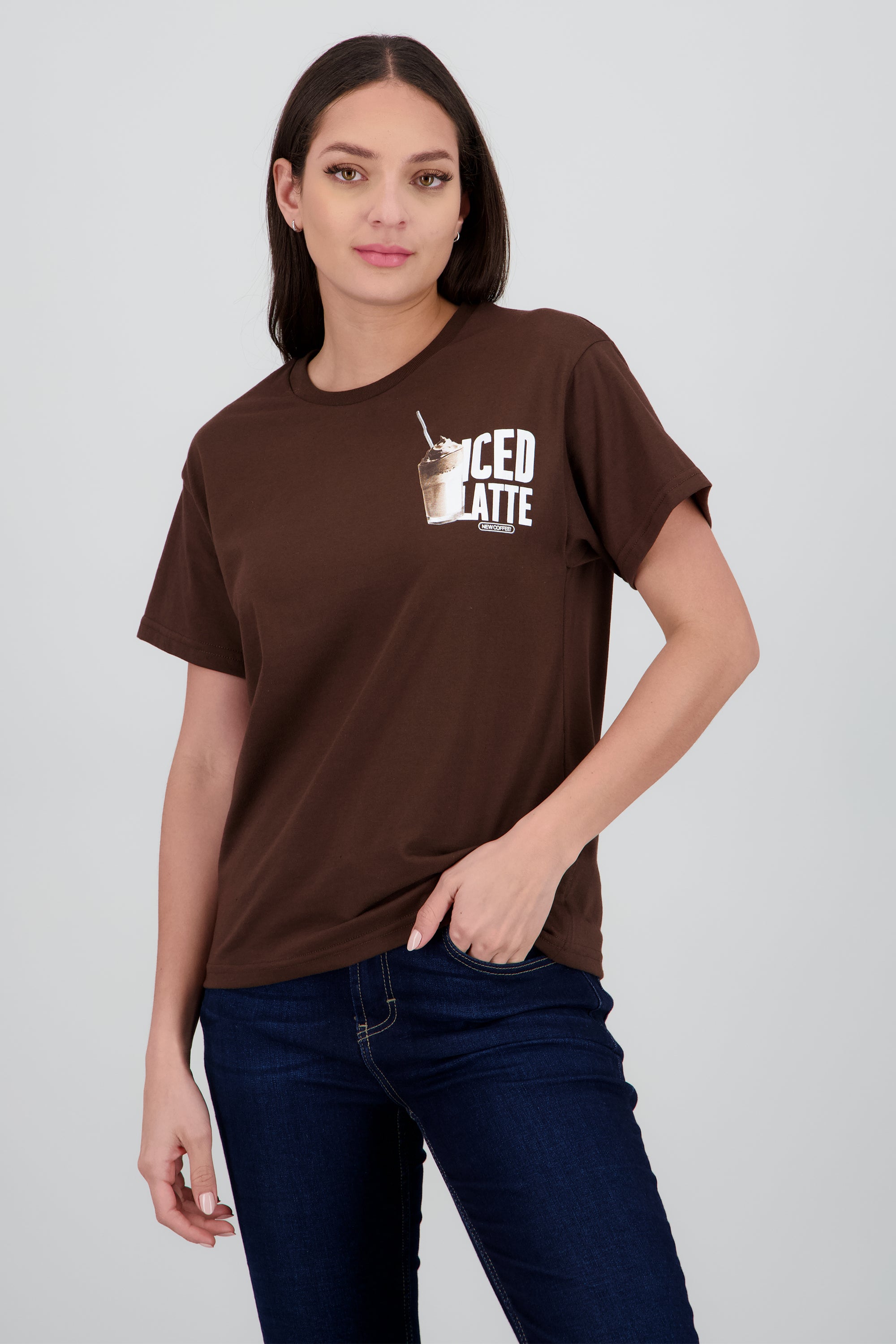 Playera estampada iced latte CHOCOLATE