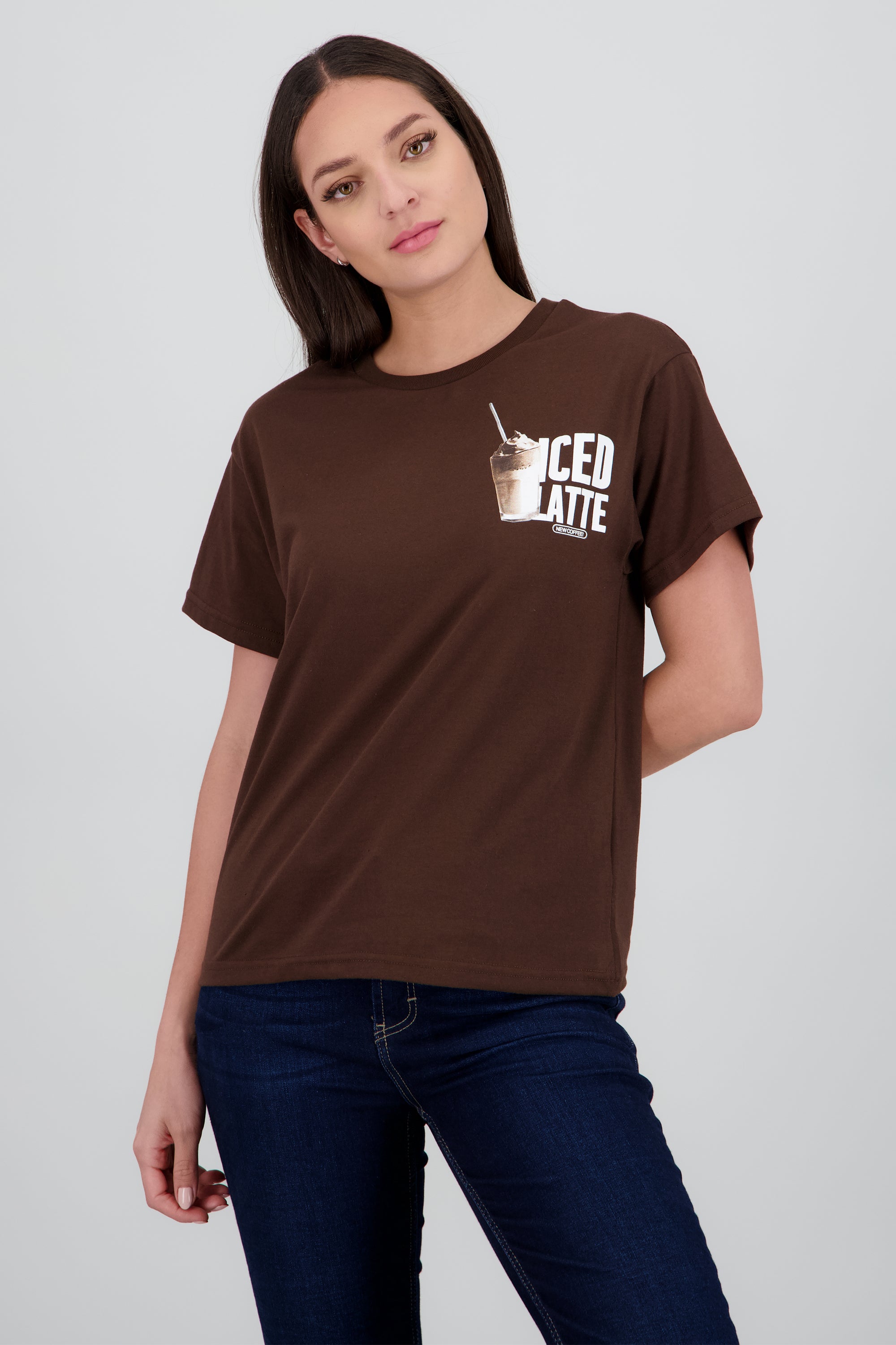 Playera estampada iced latte CHOCOLATE