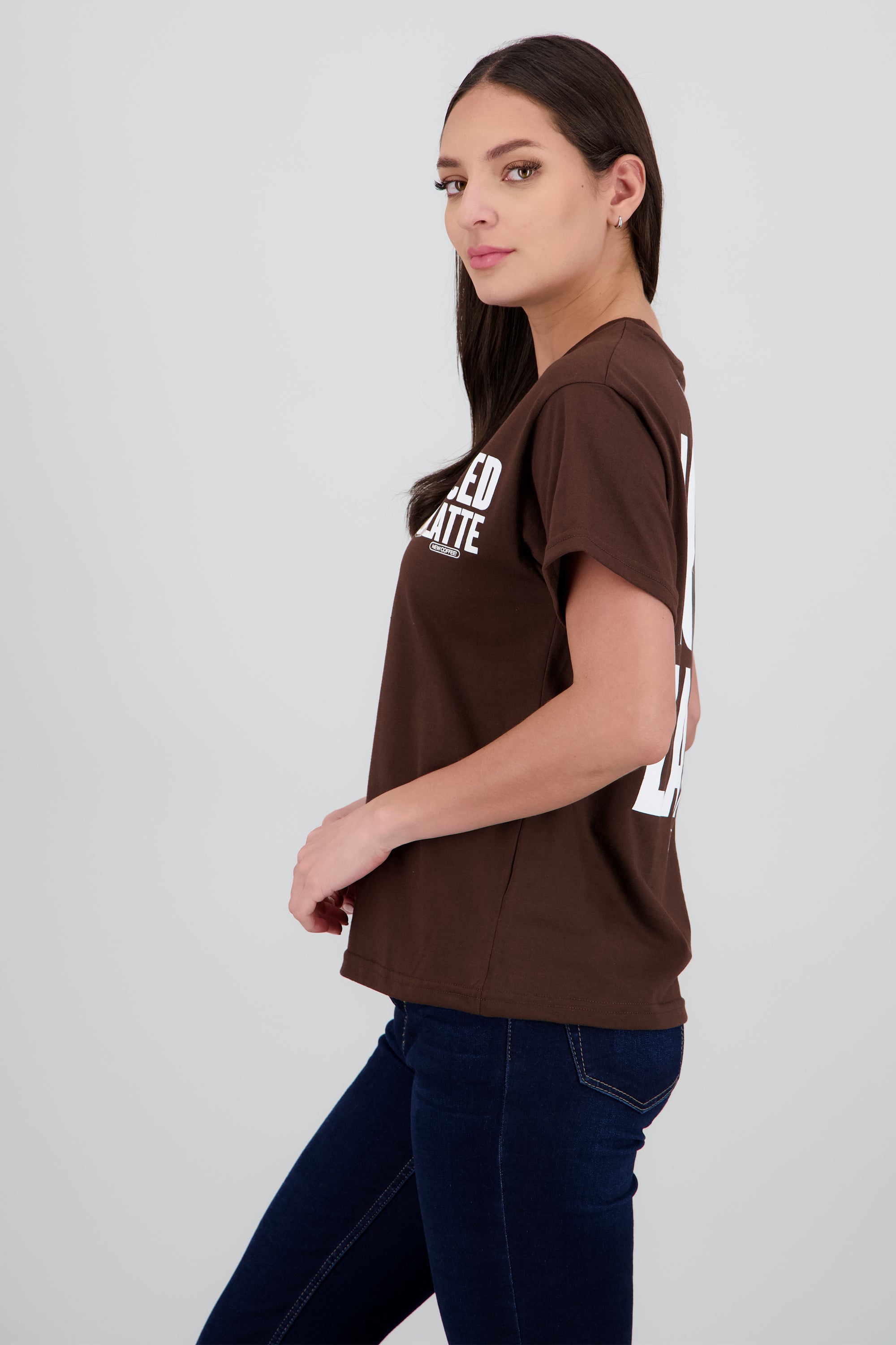Playera estampada iced latte CHOCOLATE