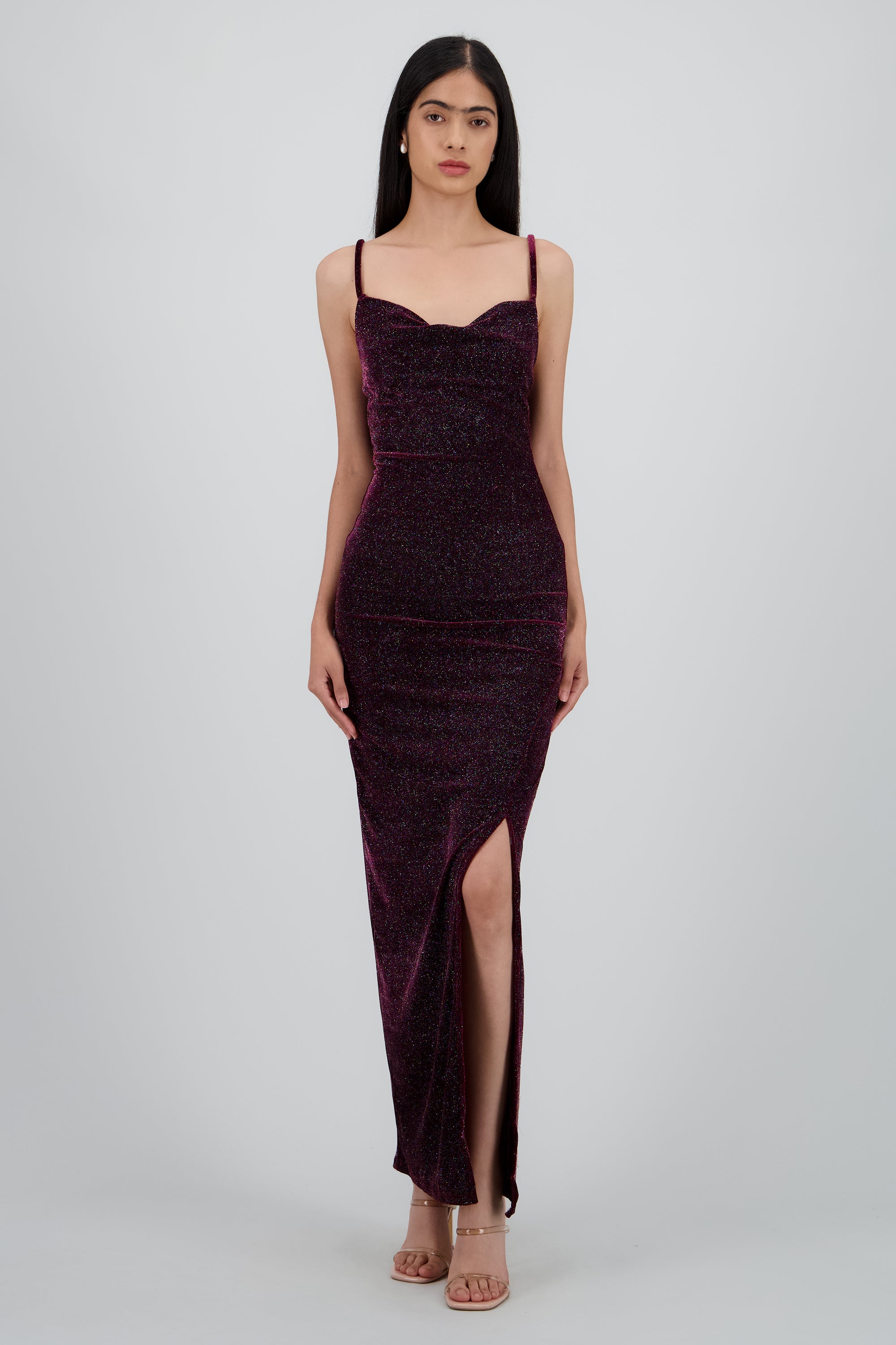 Vestido tirantes detalle brillos VINO