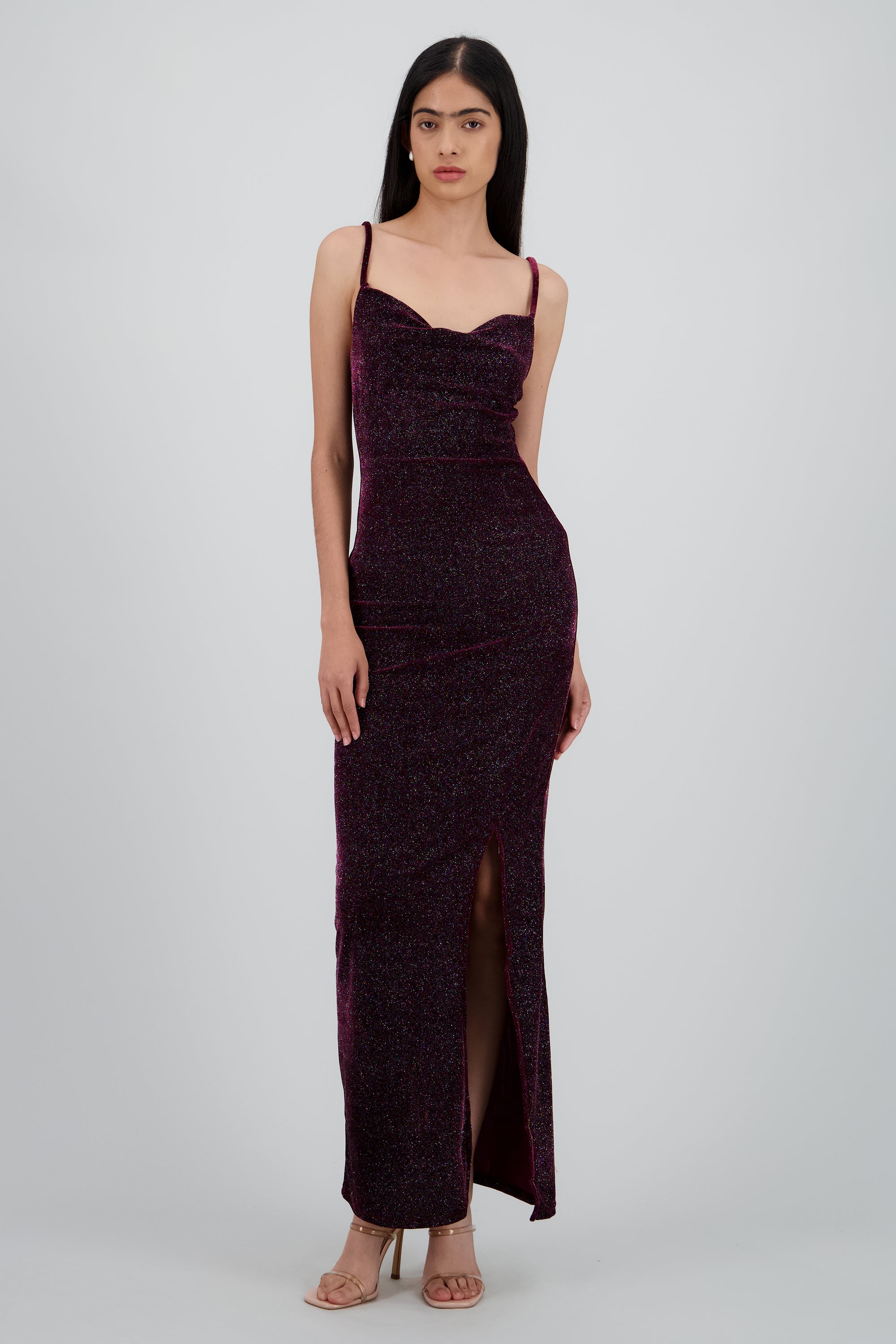 Vestido tirantes detalle brillos VINO