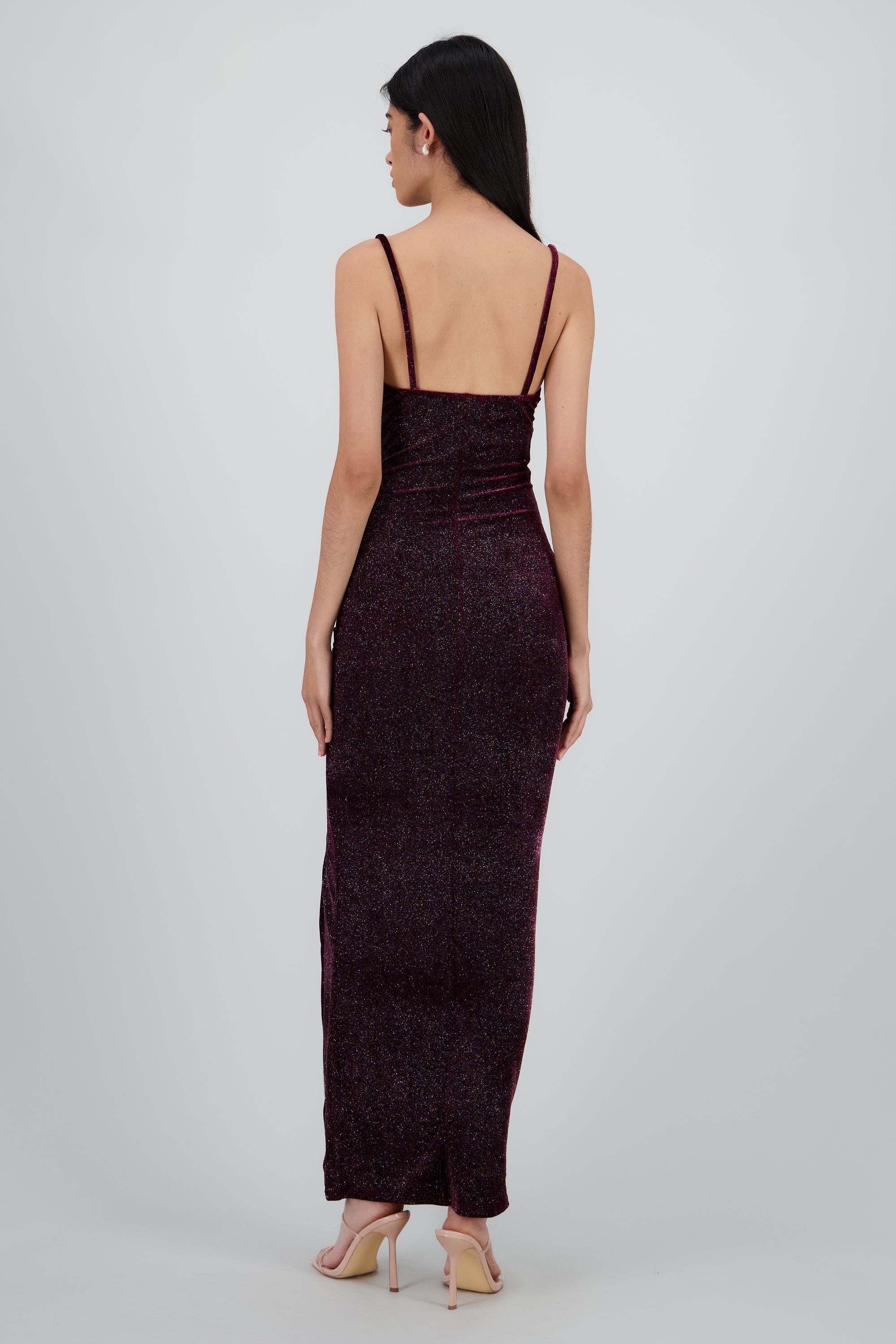 Vestido tirantes detalle brillos VINO