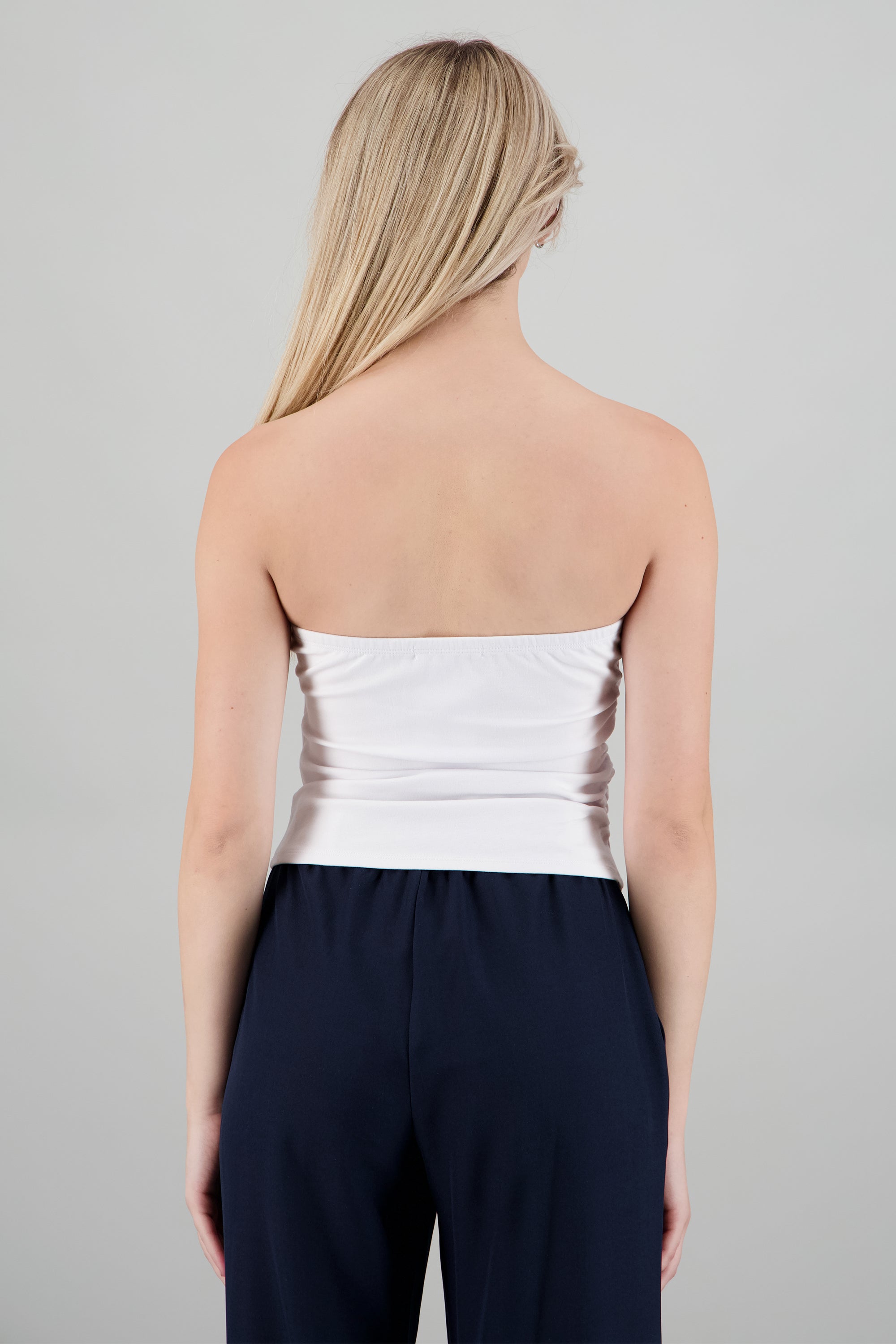 Top liso asimetrico drapeado BLANCO