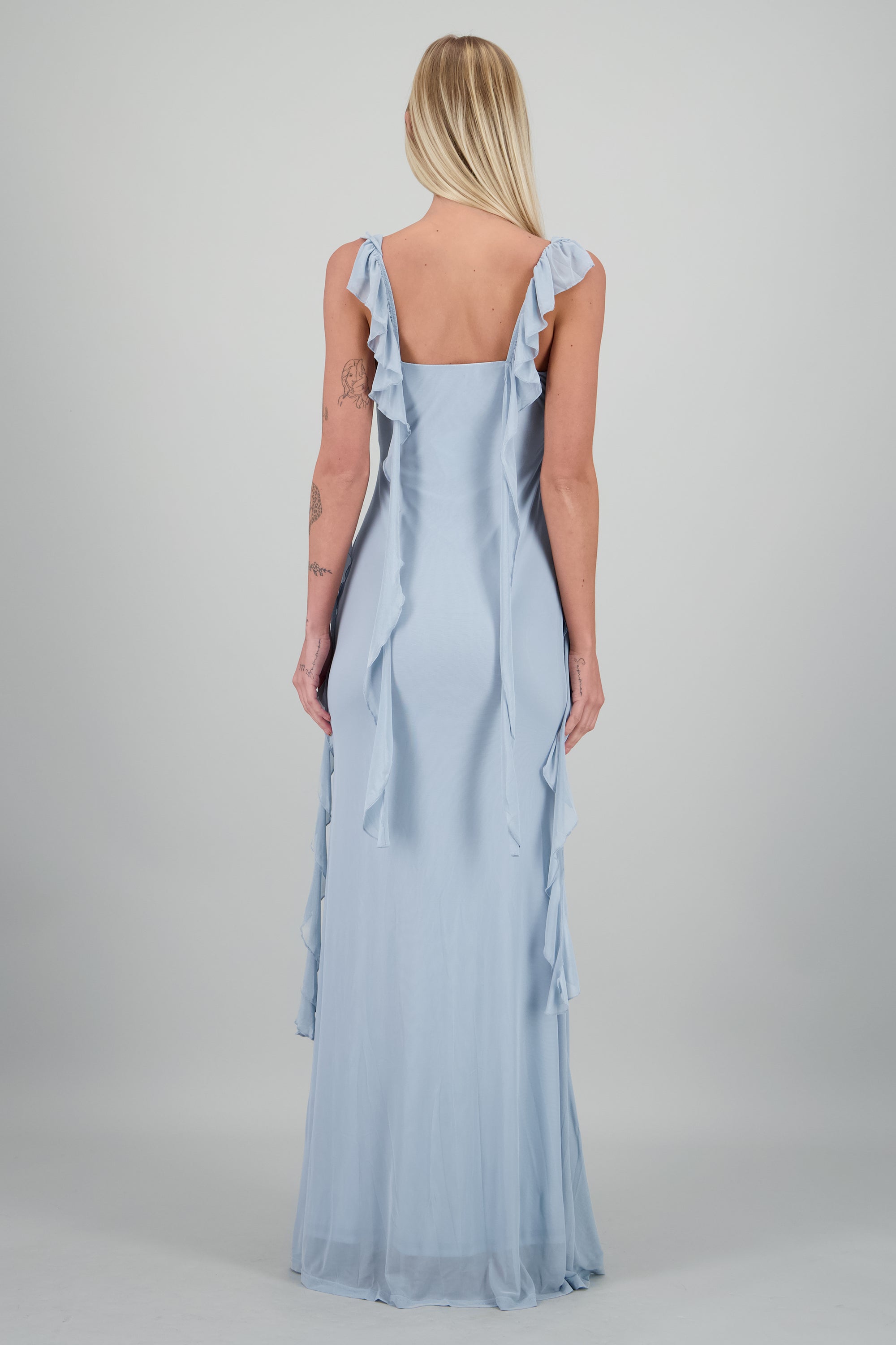 Vestido maxi detalle ruffles AZUL PASTEL