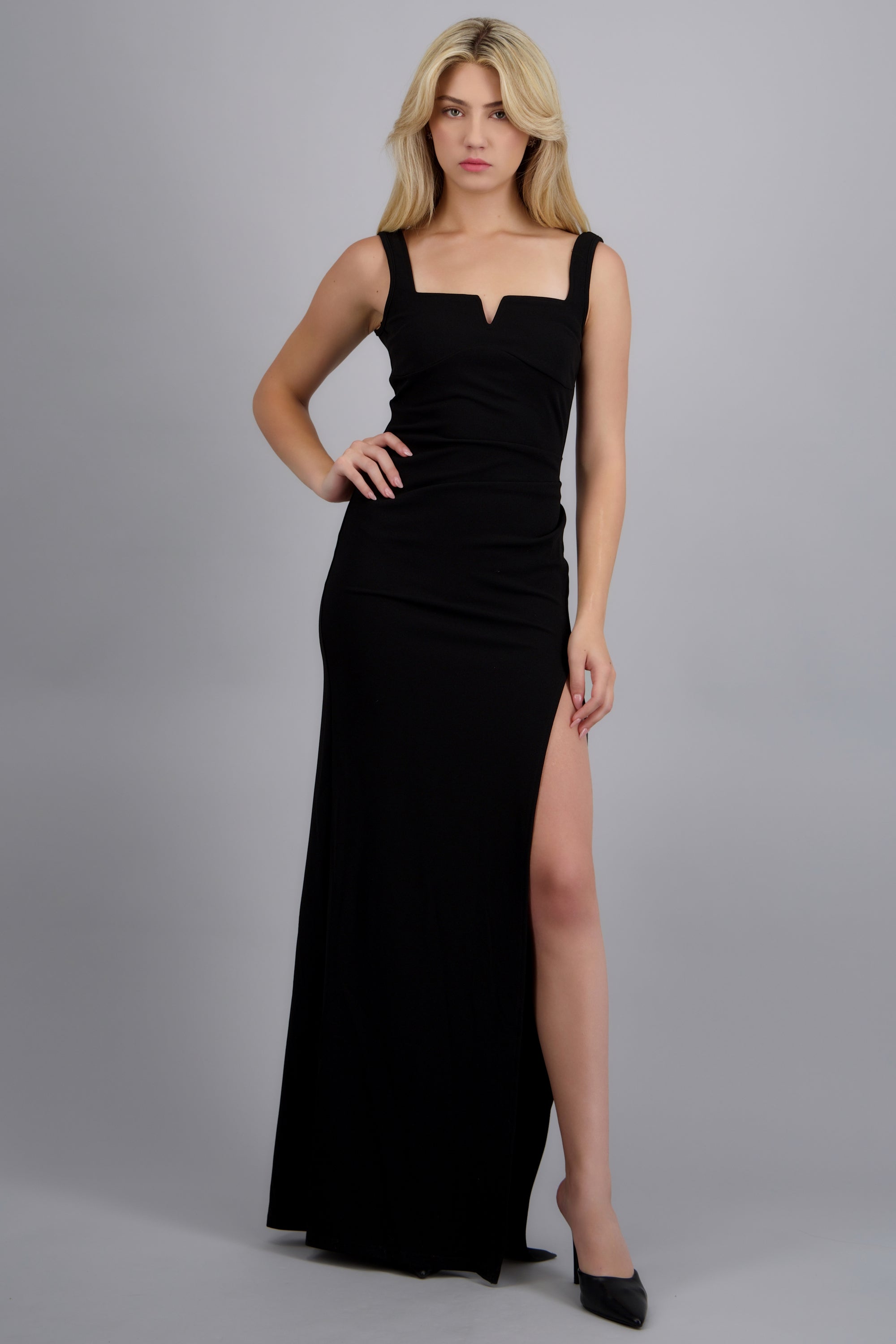 Vestido maxi detalle costado NEGRO