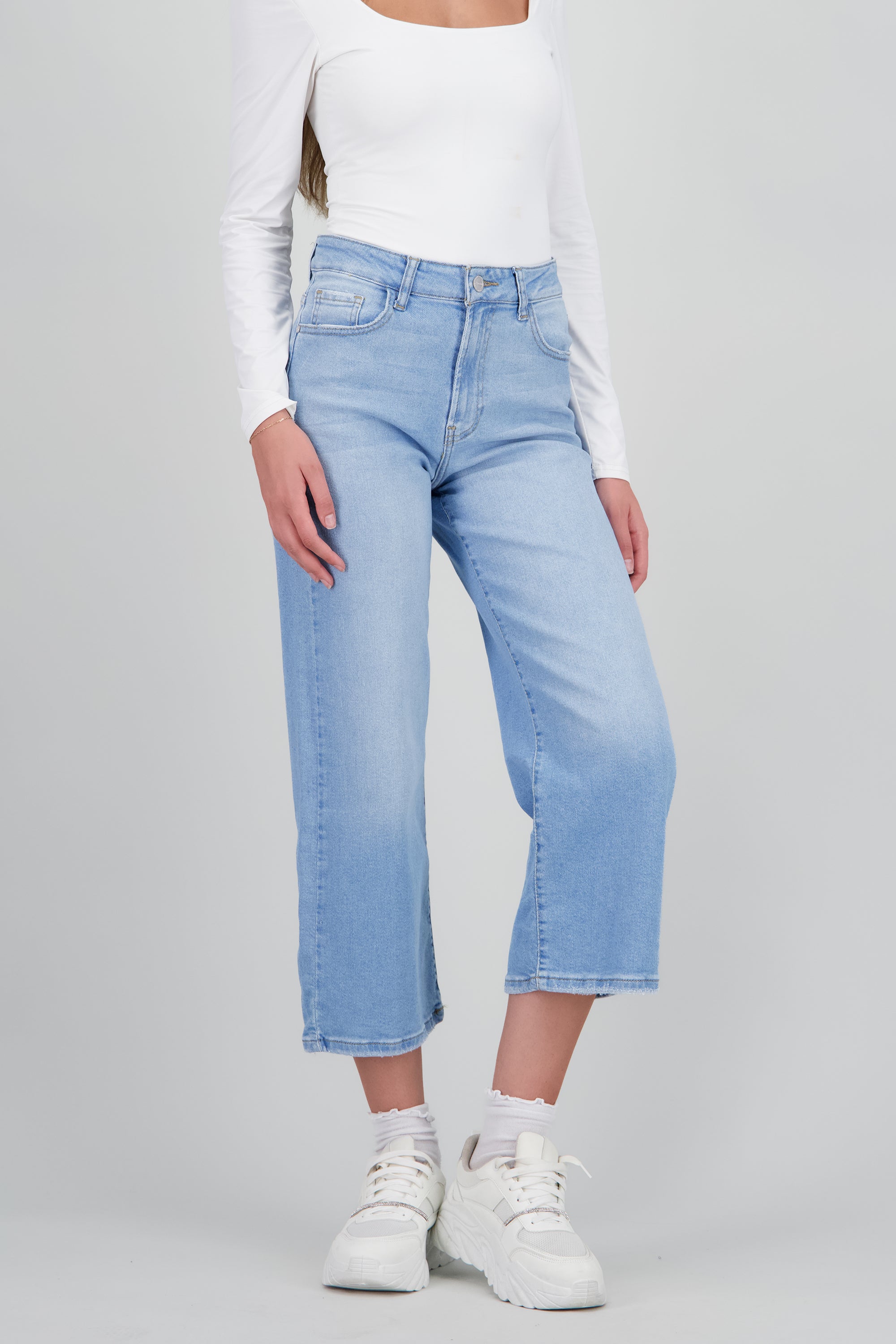 Jeans mid rise culotte BLEACHED