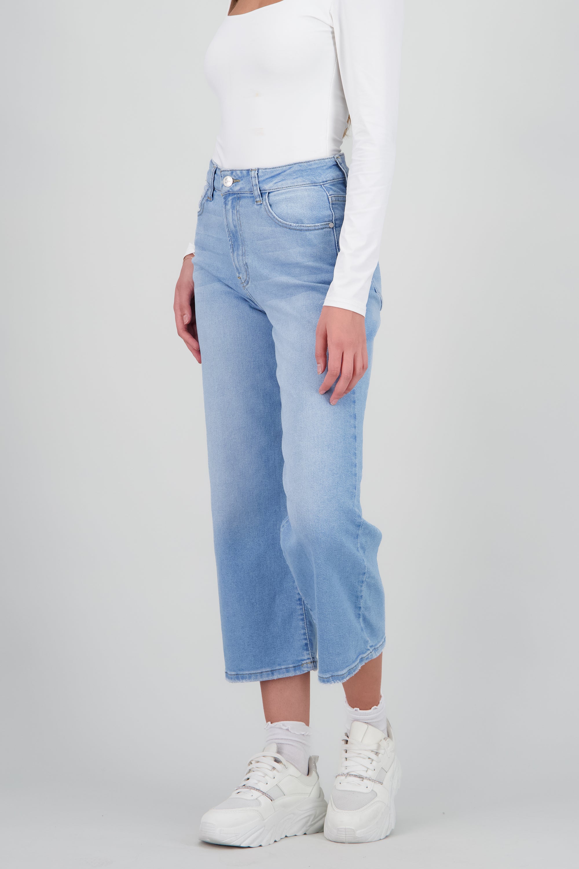 Jeans mid rise culotte BLEACHED
