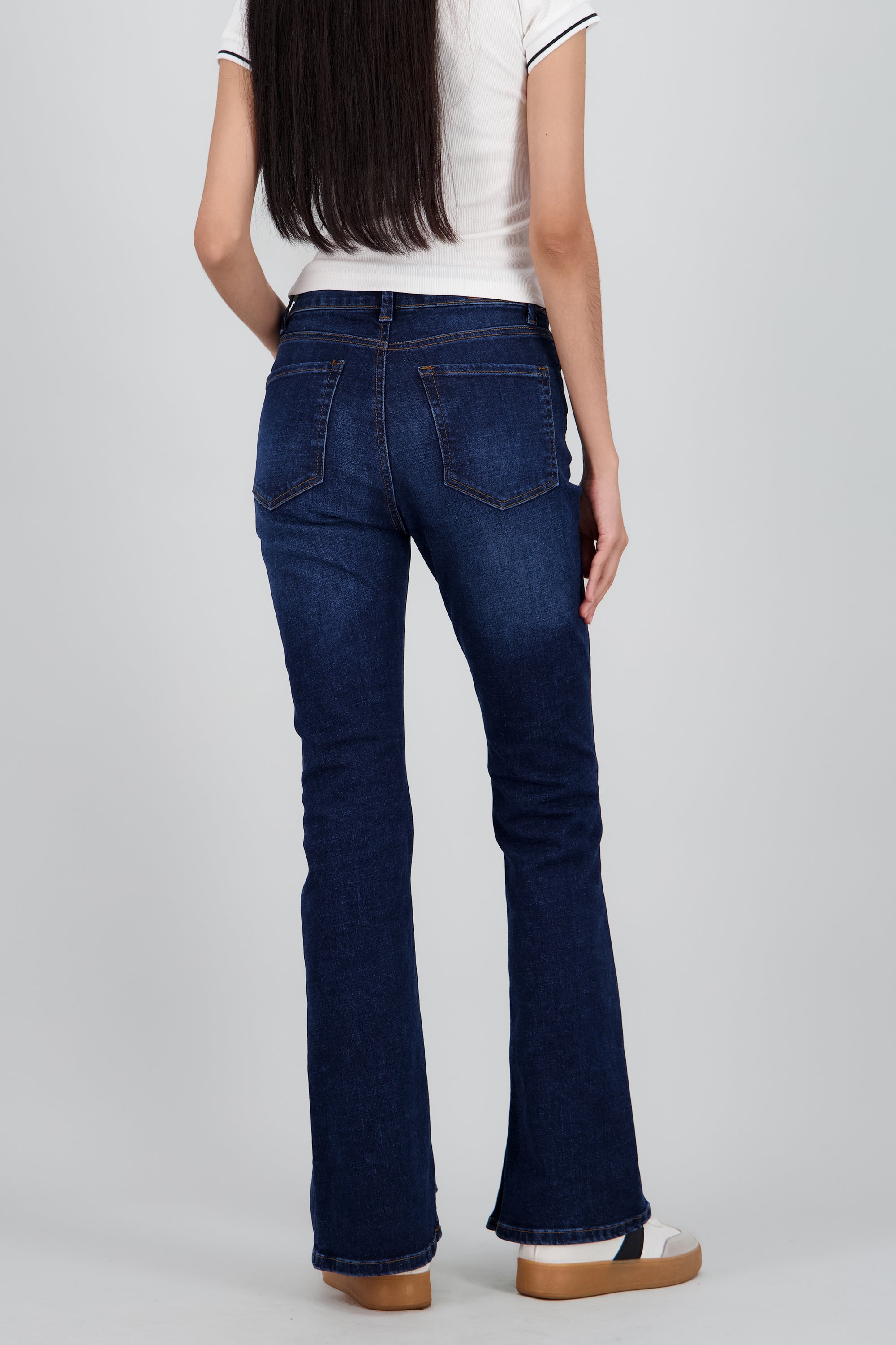 Jeans flare abertura DARK WASH