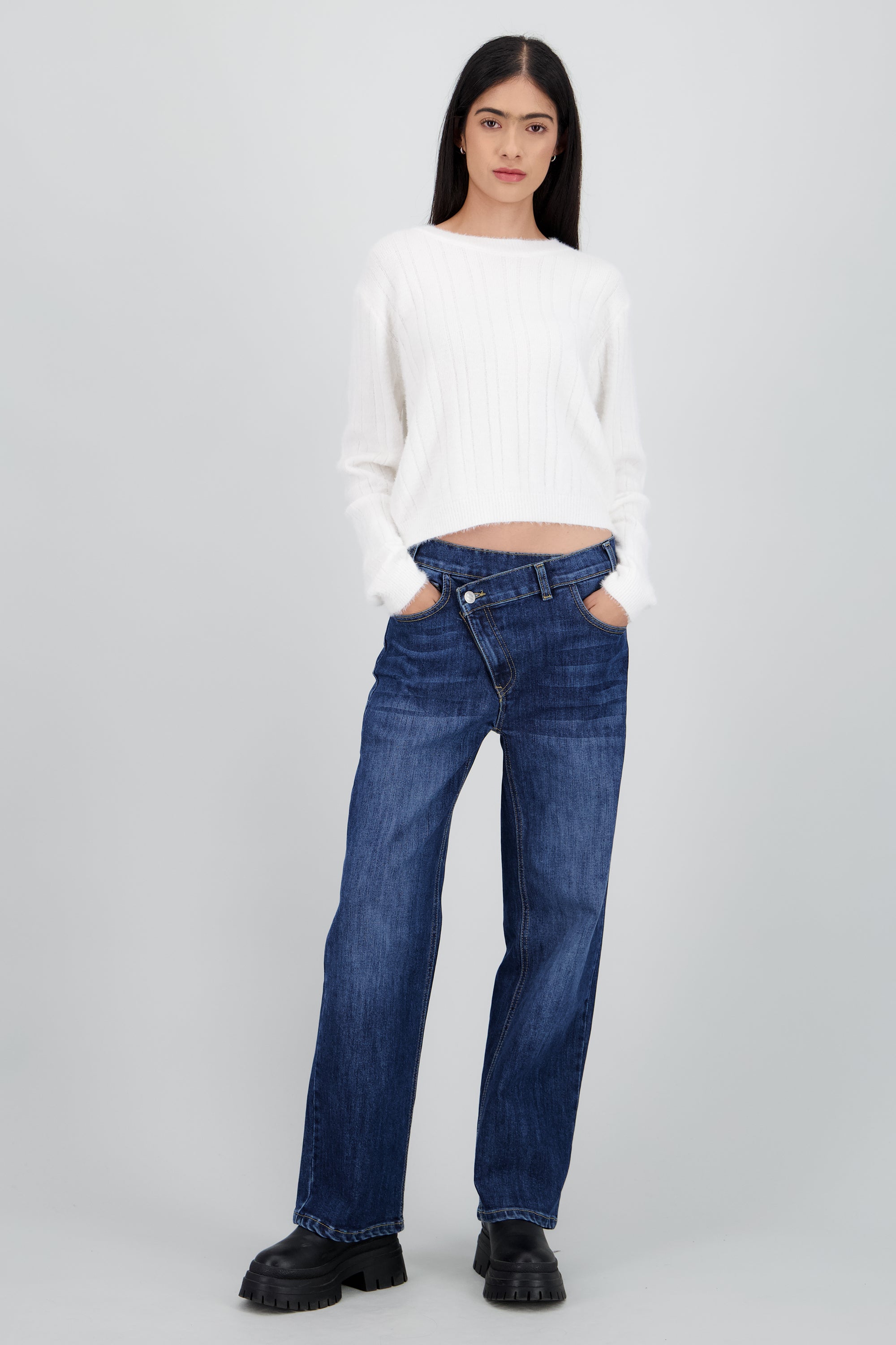 Jeans wide leg pretina cruzada DARK WASH