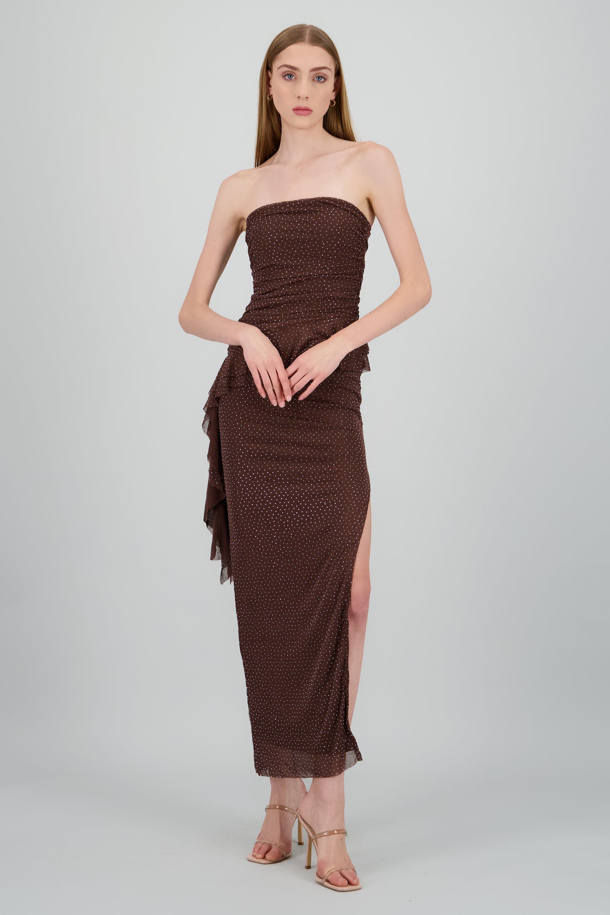 Maxivestido mesh con brillos tira asimetrica CHOCOLATE