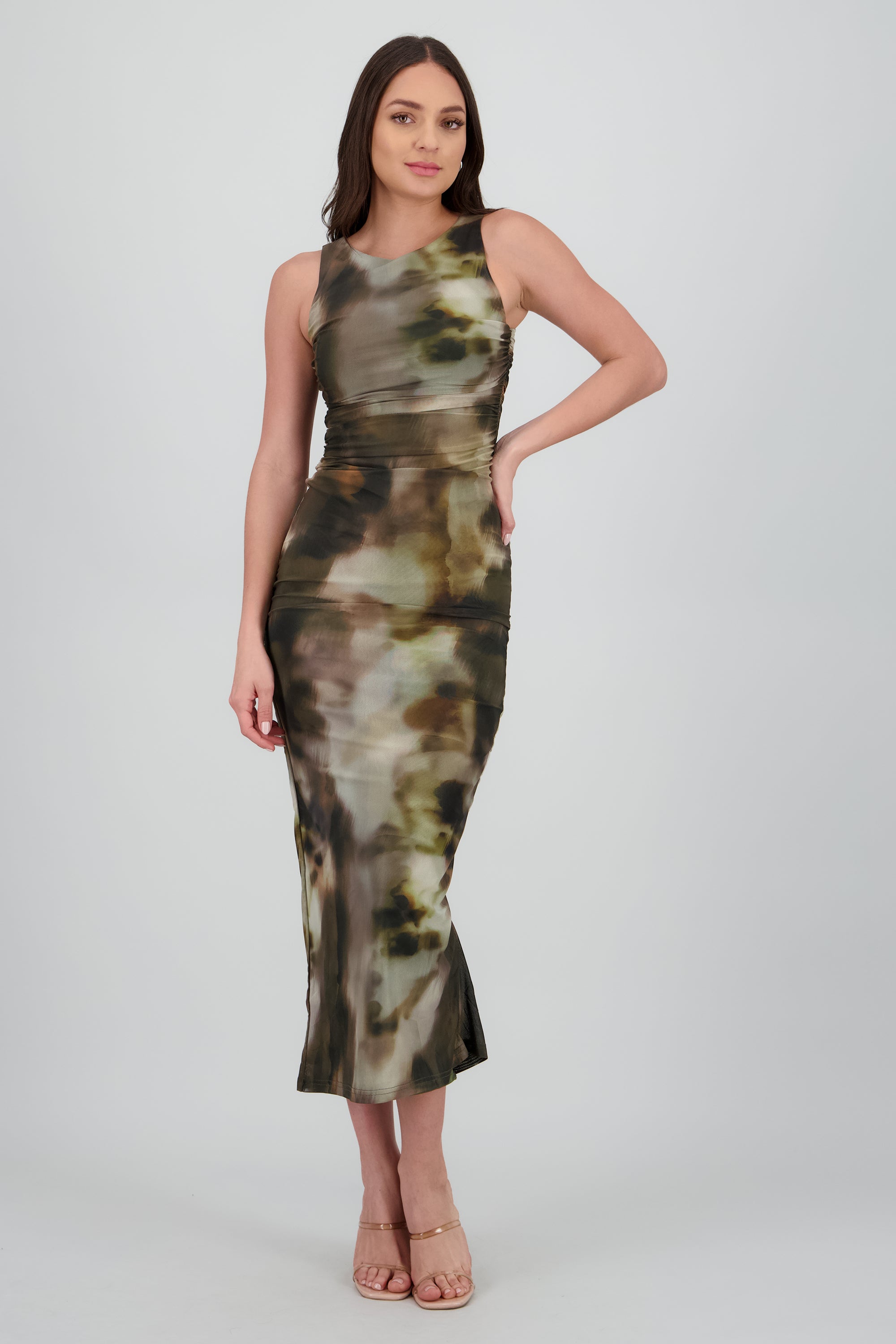 Maxivestido drapeado en costados con estampado CAFE COMBO