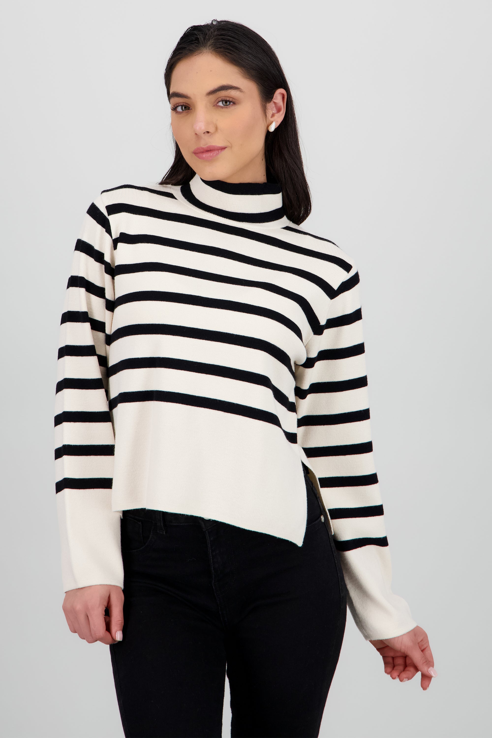 Sueter lineas cuello alto NEGRO COMBO