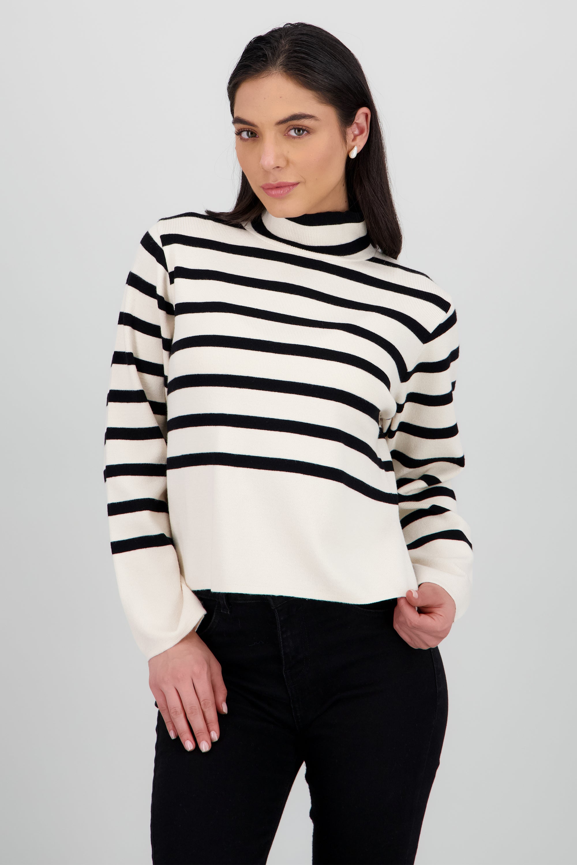 Sueter lineas cuello alto NEGRO COMBO