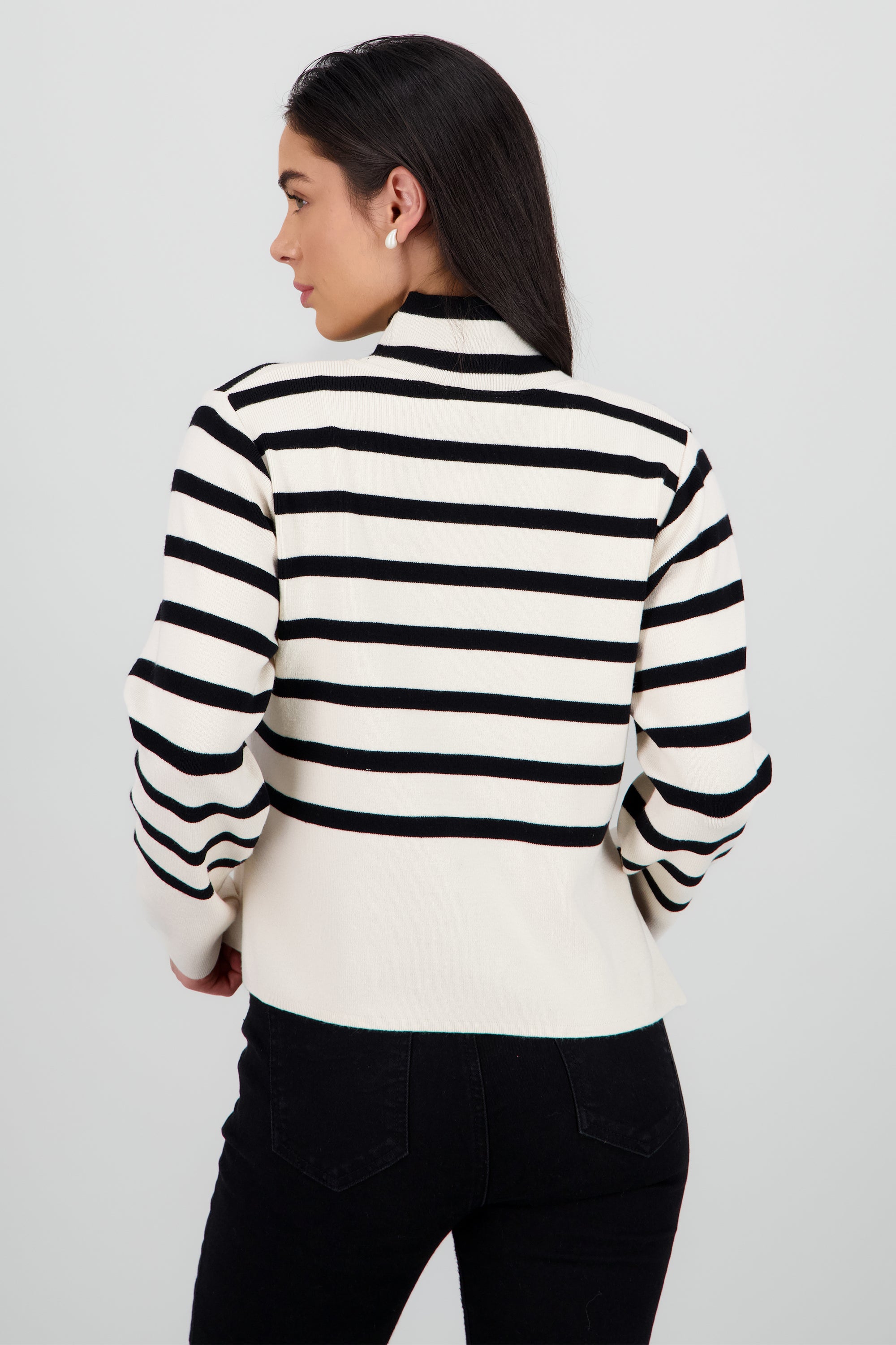 Sueter lineas cuello alto NEGRO COMBO