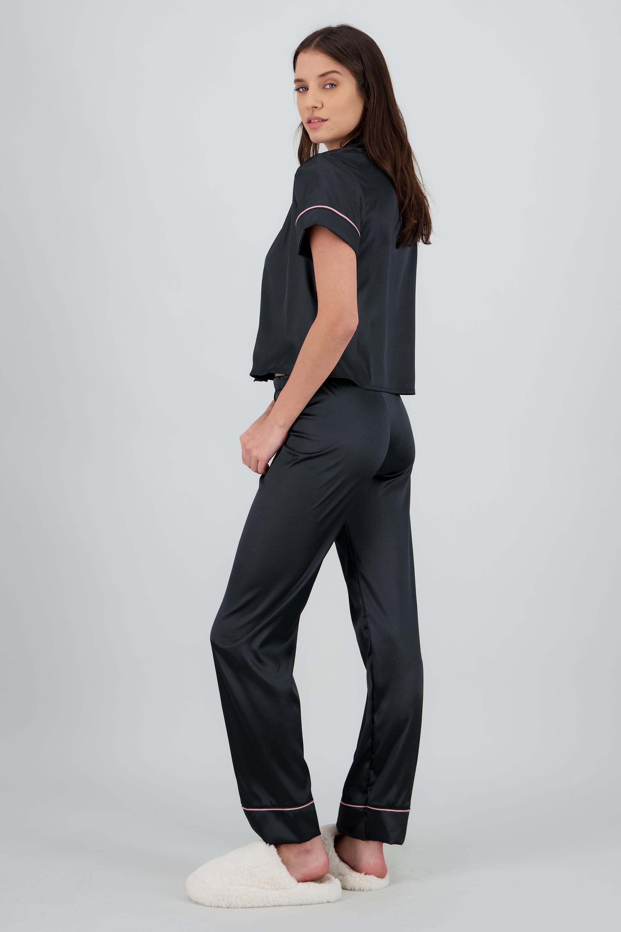Pijama camisera satin pantalon m/c NEGRO