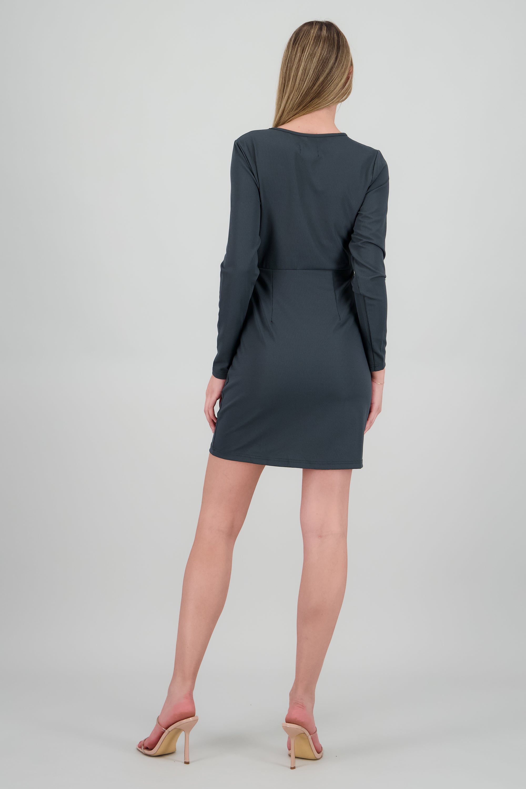 Vestido corto cruzado manga larga GRIS