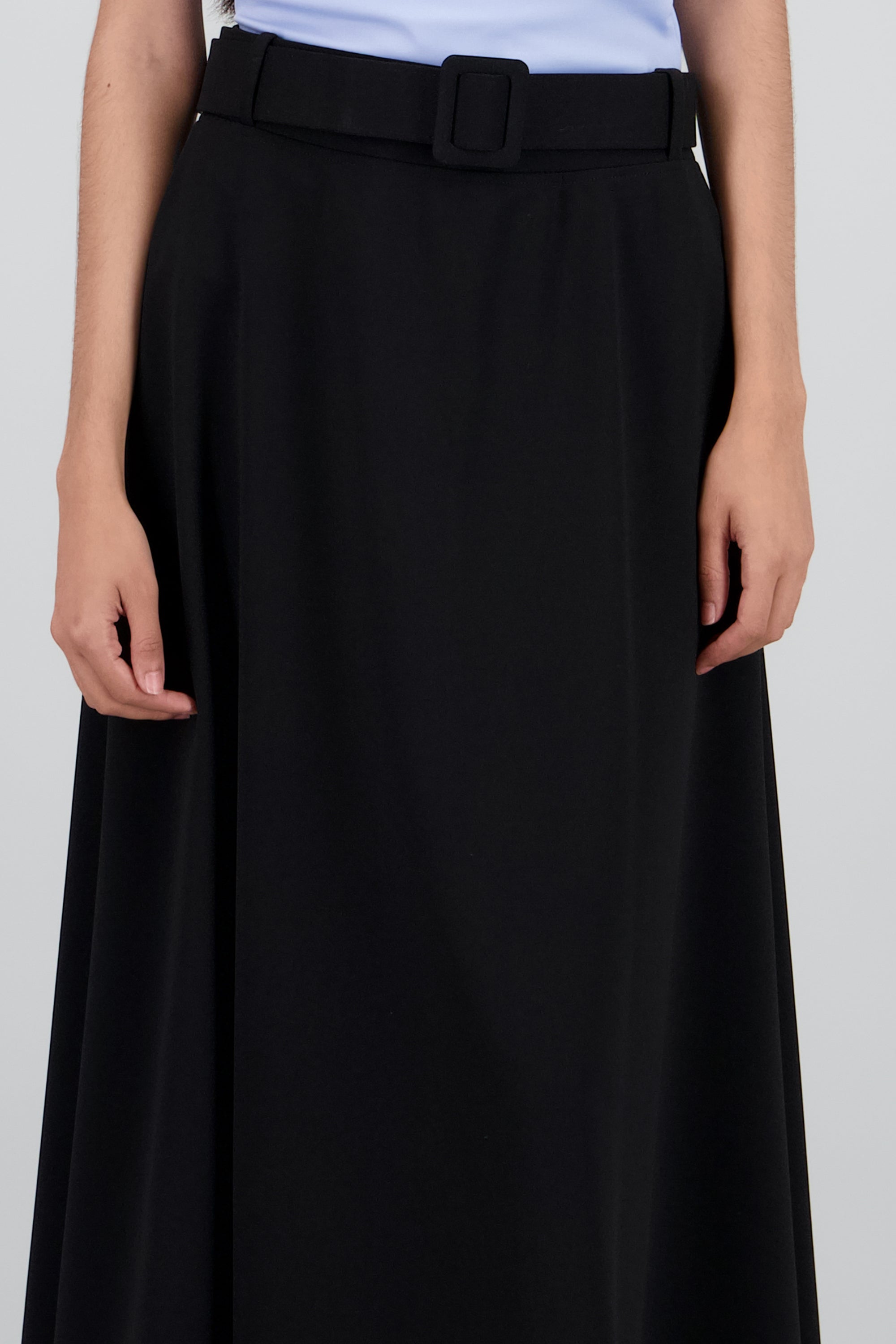 Falda maxi con cinturon NEGRO