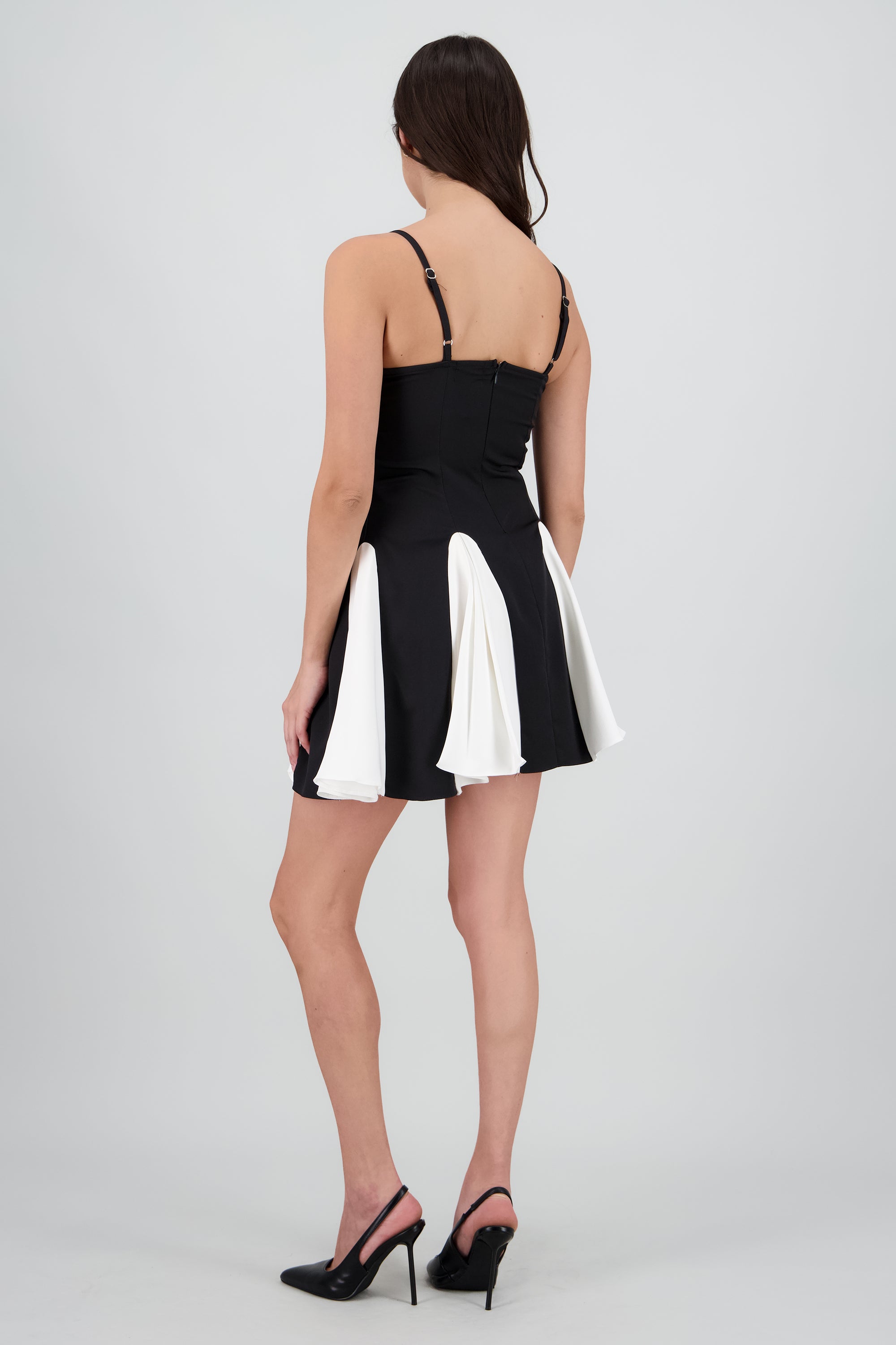 Vestido mini cortes con contraste NEGRO COMBO