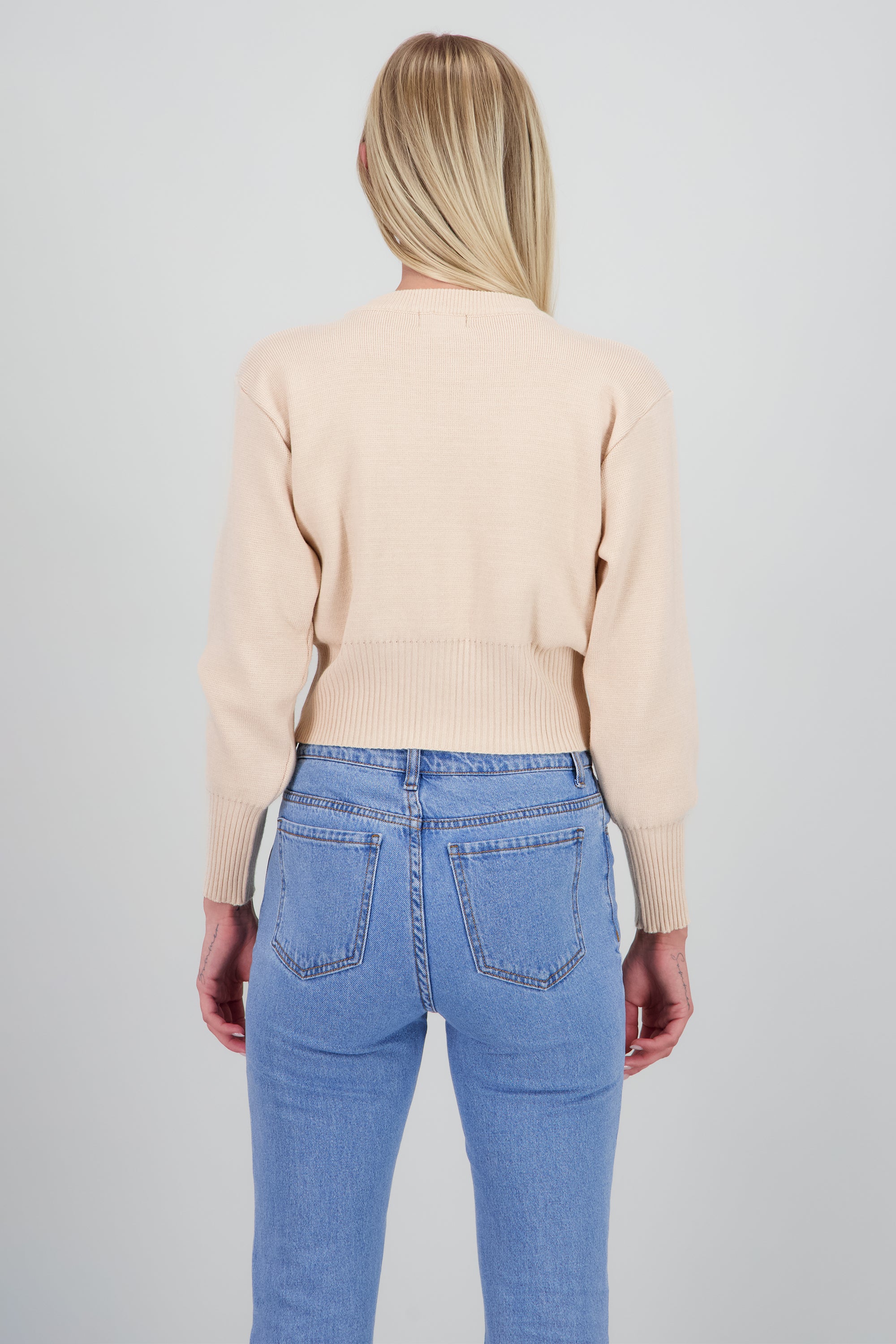 Cardigan detalle botonadura HUESO