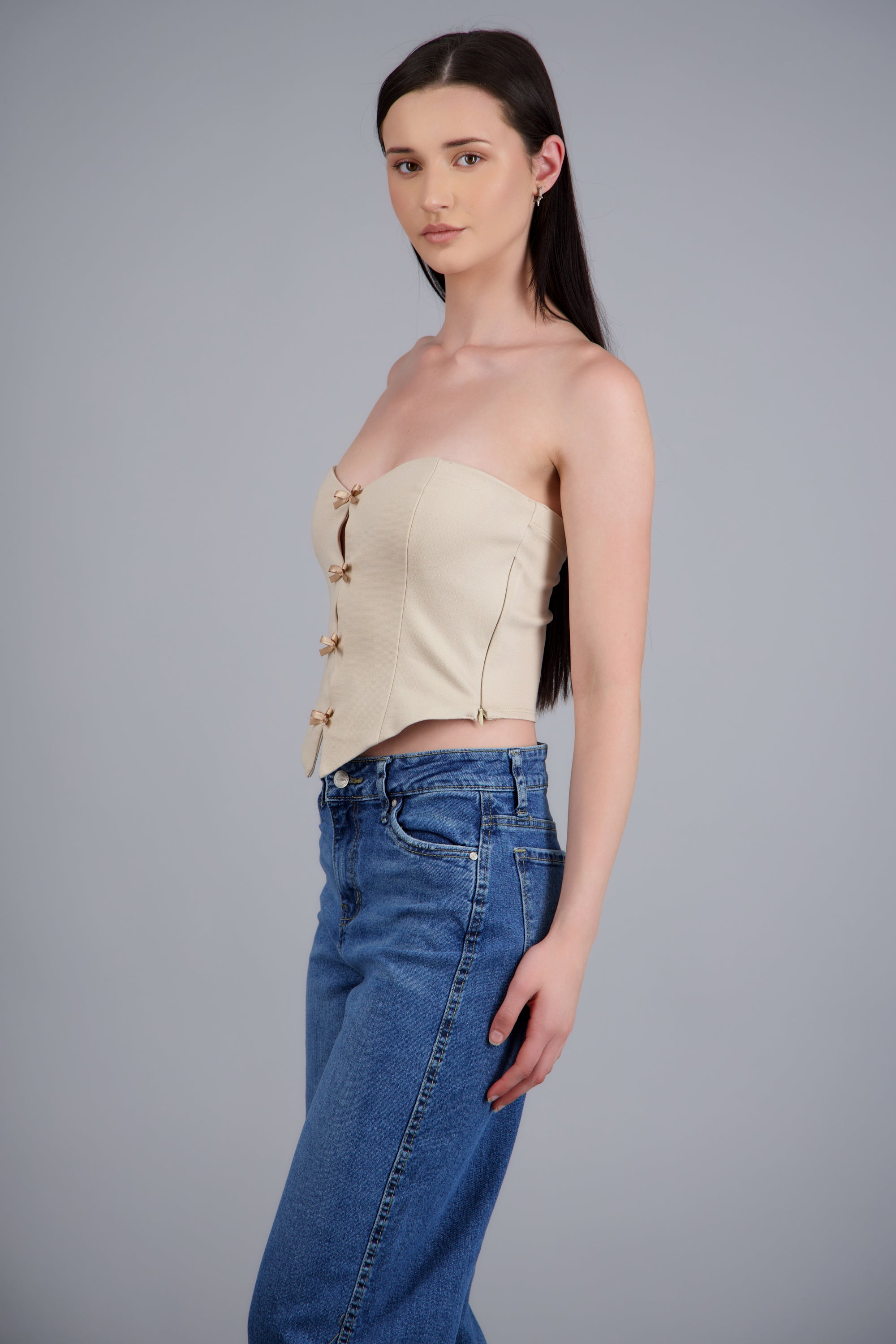 Top strapless detalle moños ARENA