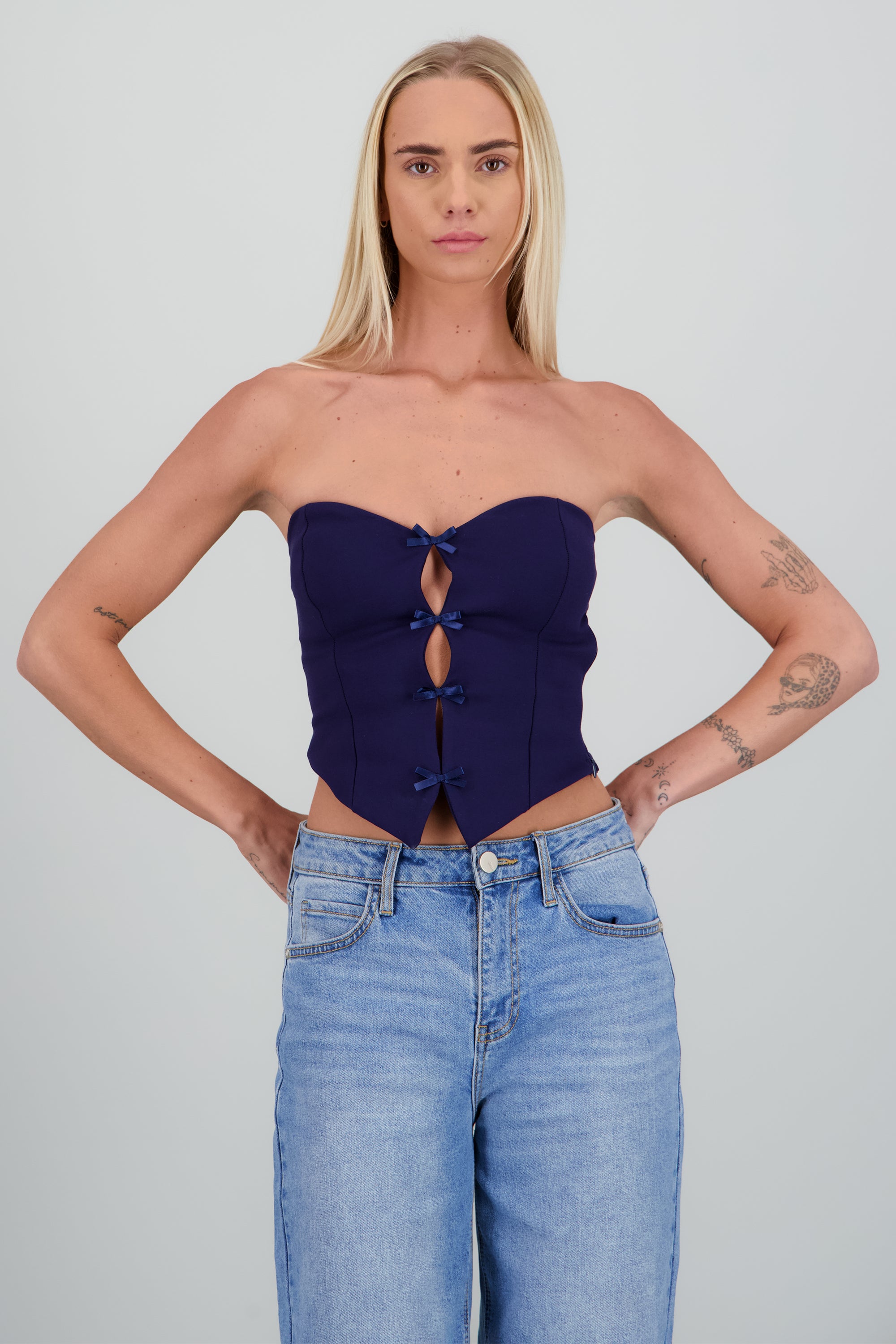 Top strapless detalle moños MARINO