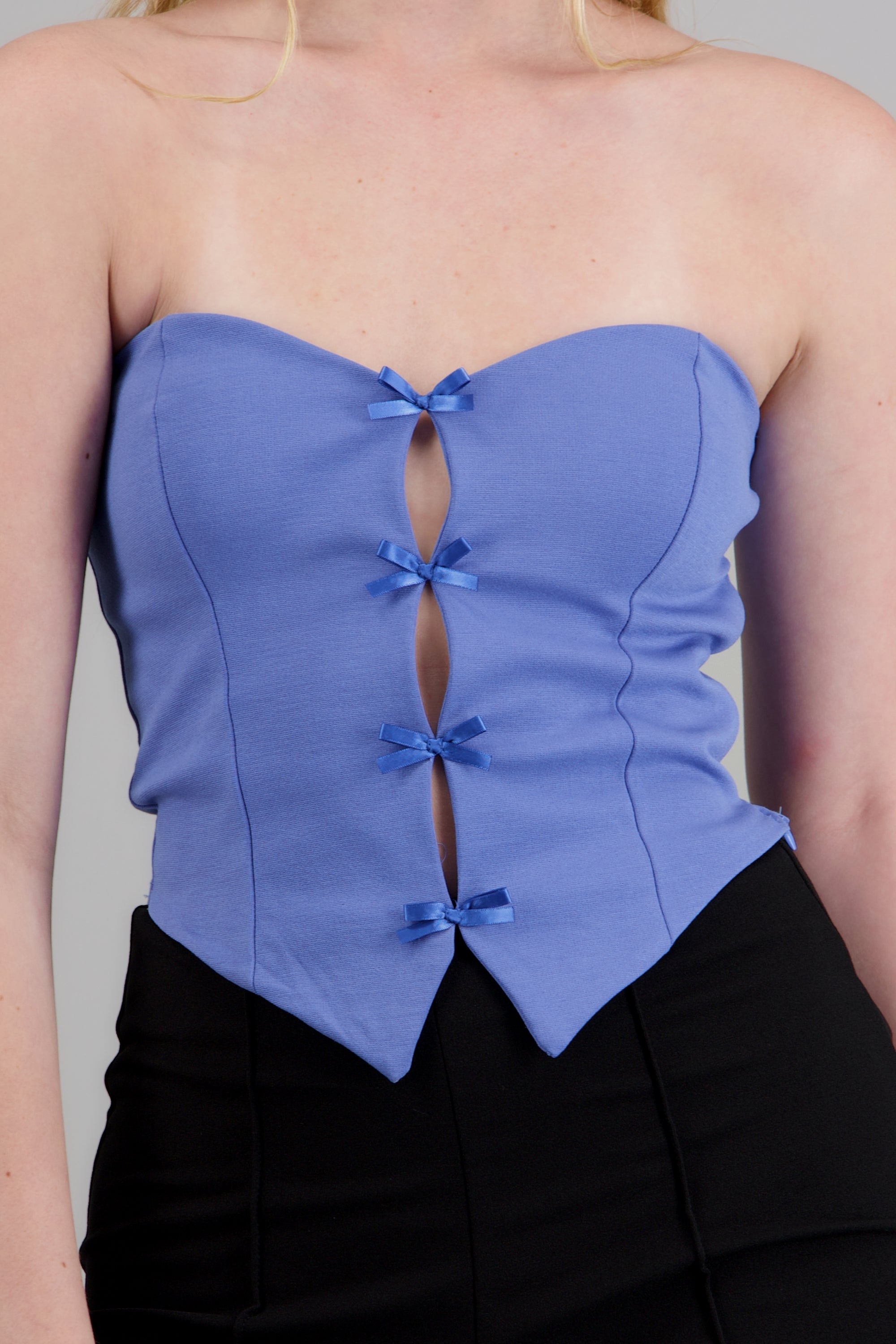 Top strapless detalle moños INDIGO