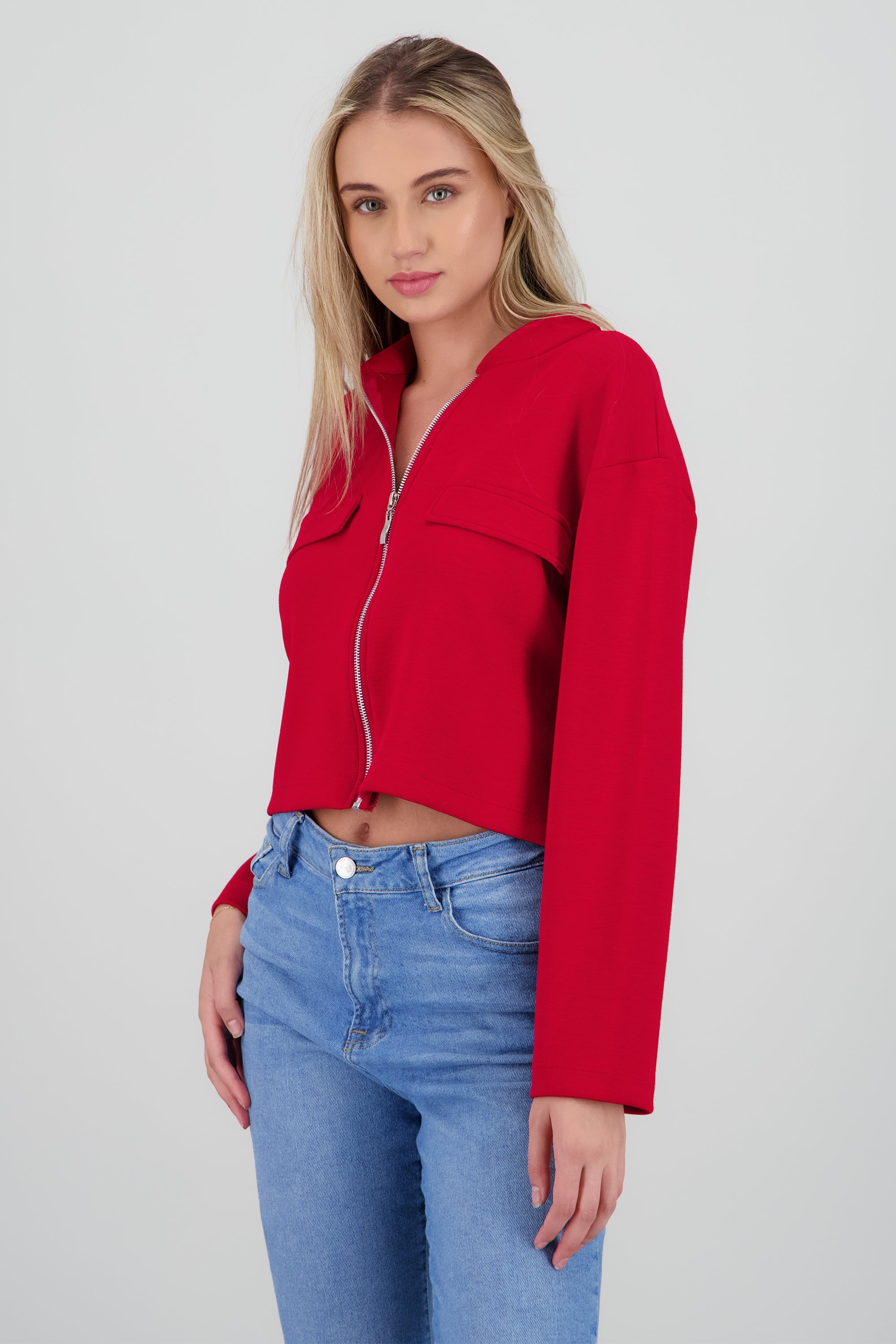 Chamarra detalle bolsas ROJO