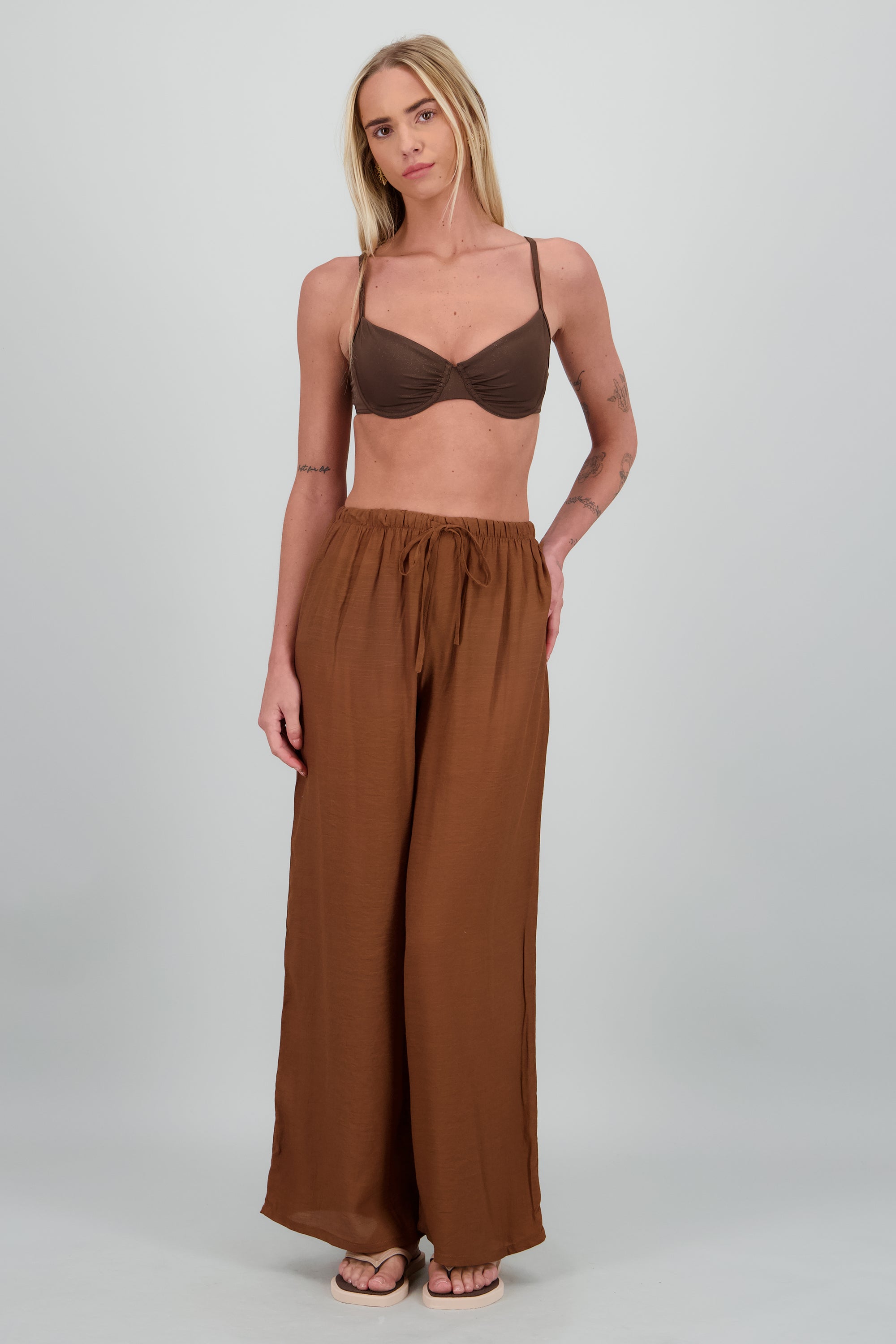 Pantalon ligero jareta CAFE