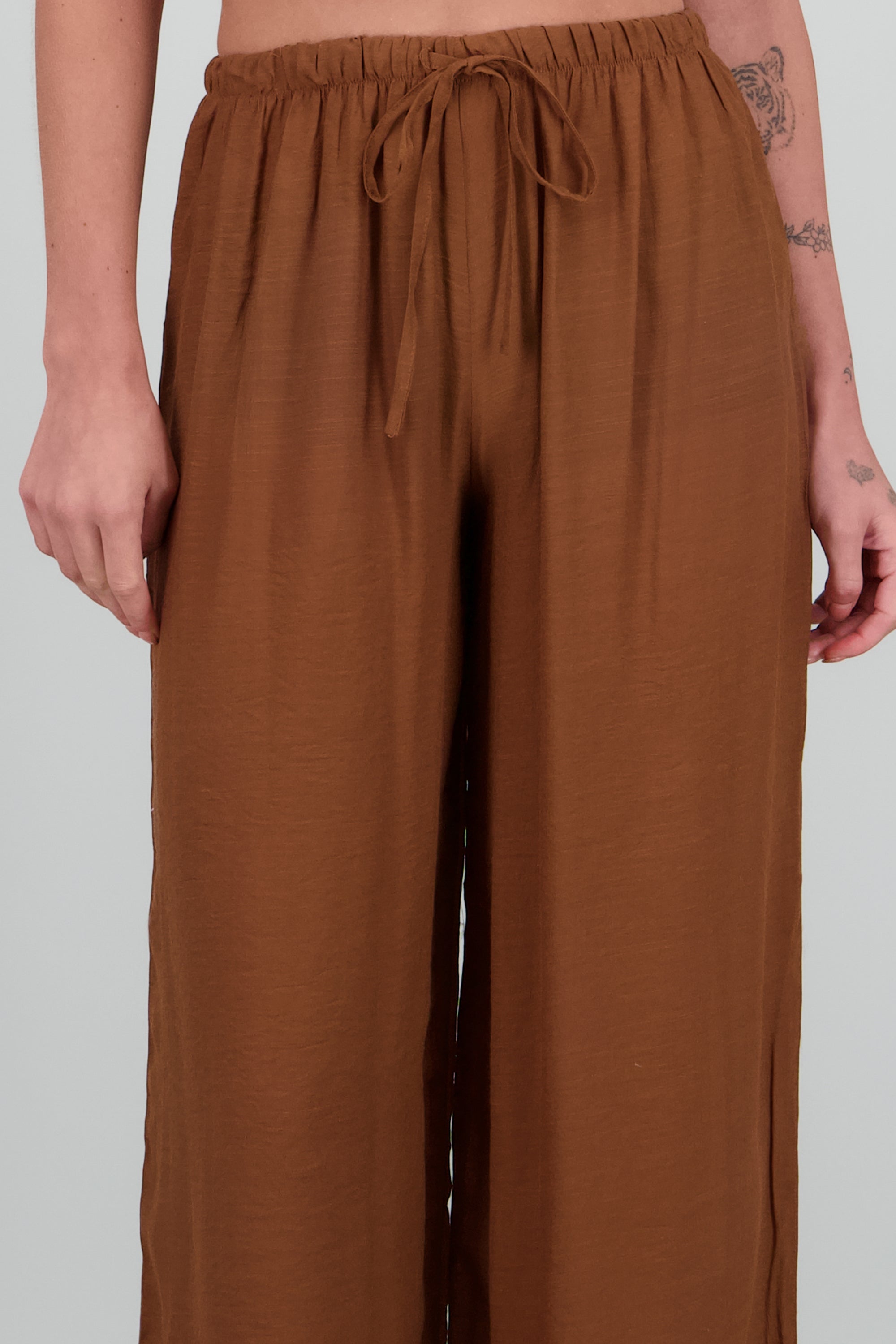 Pantalon ligero jareta CAFE