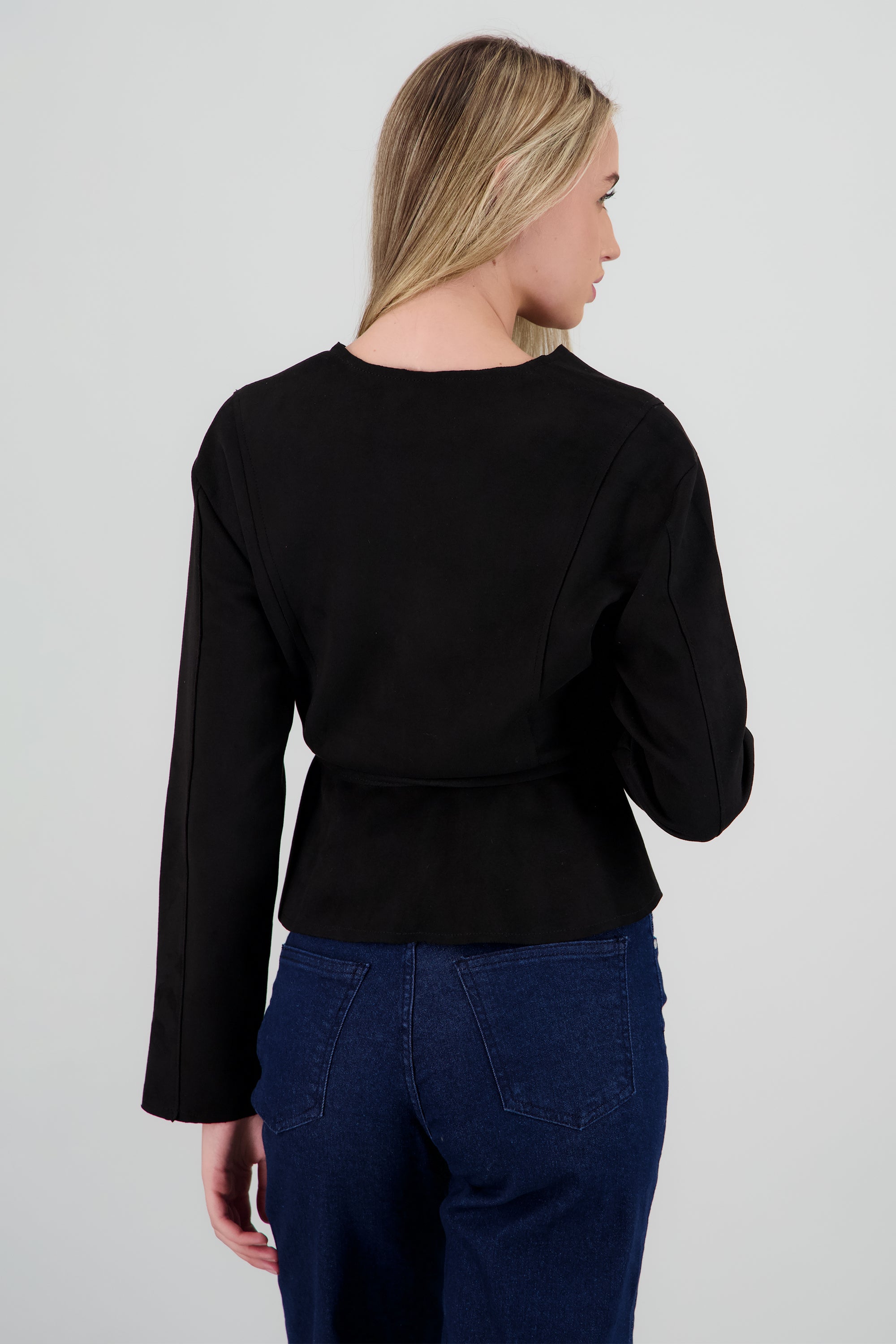 Chamarra peplum detalle cinta NEGRO