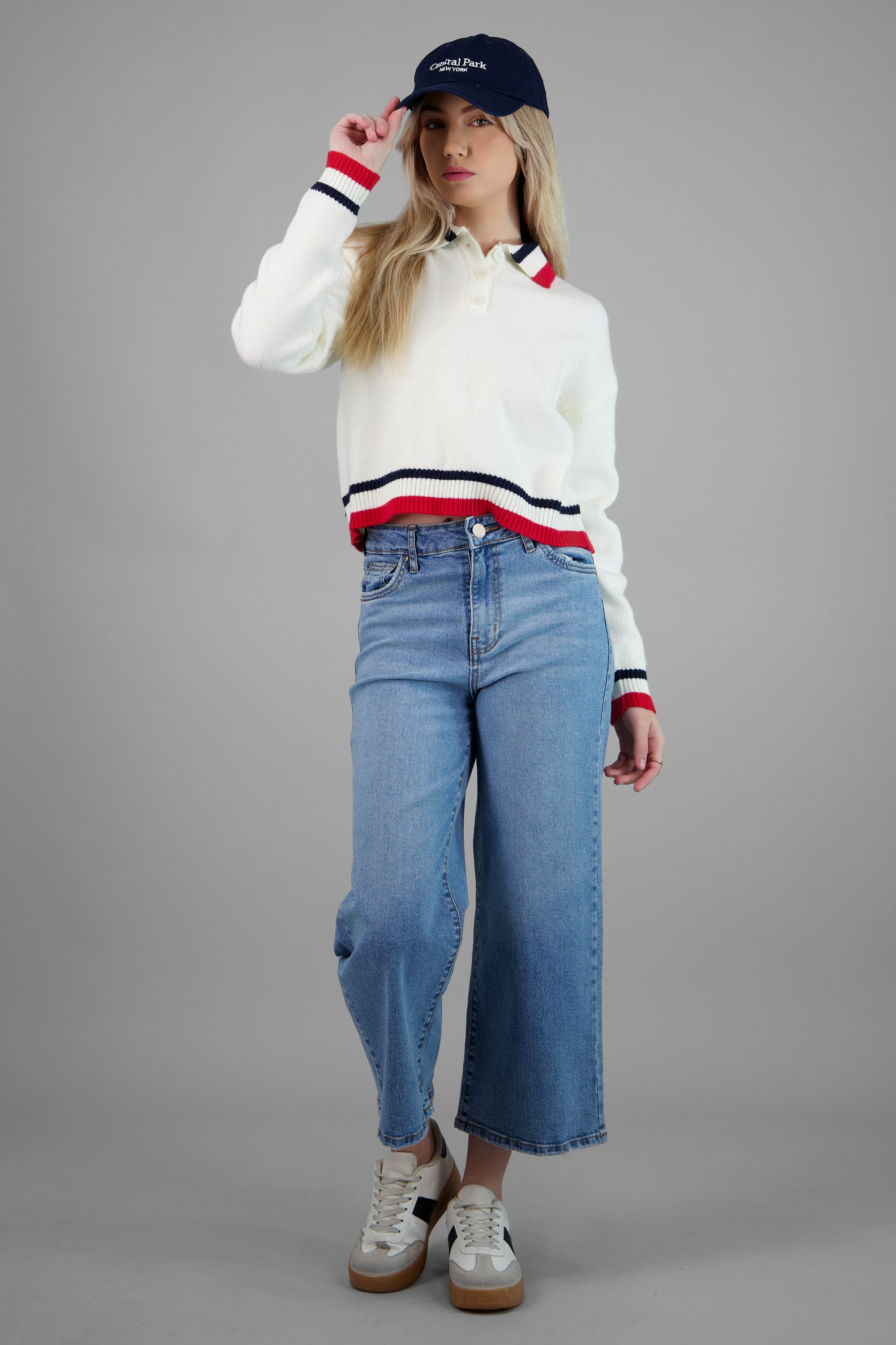 Sueter cuello polo contraste numero atras HUESO COMBO