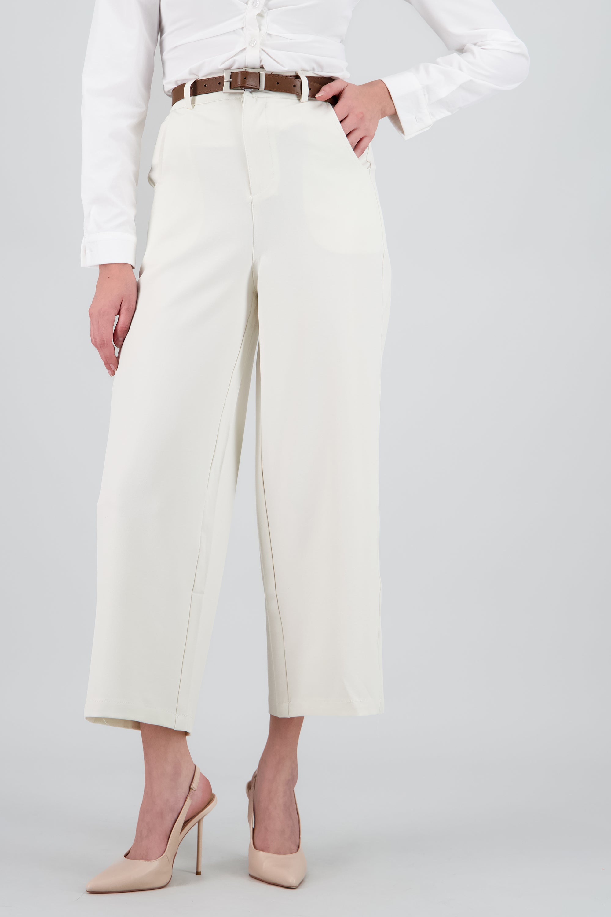 Pantalon sastre básico con cinturon CREMA