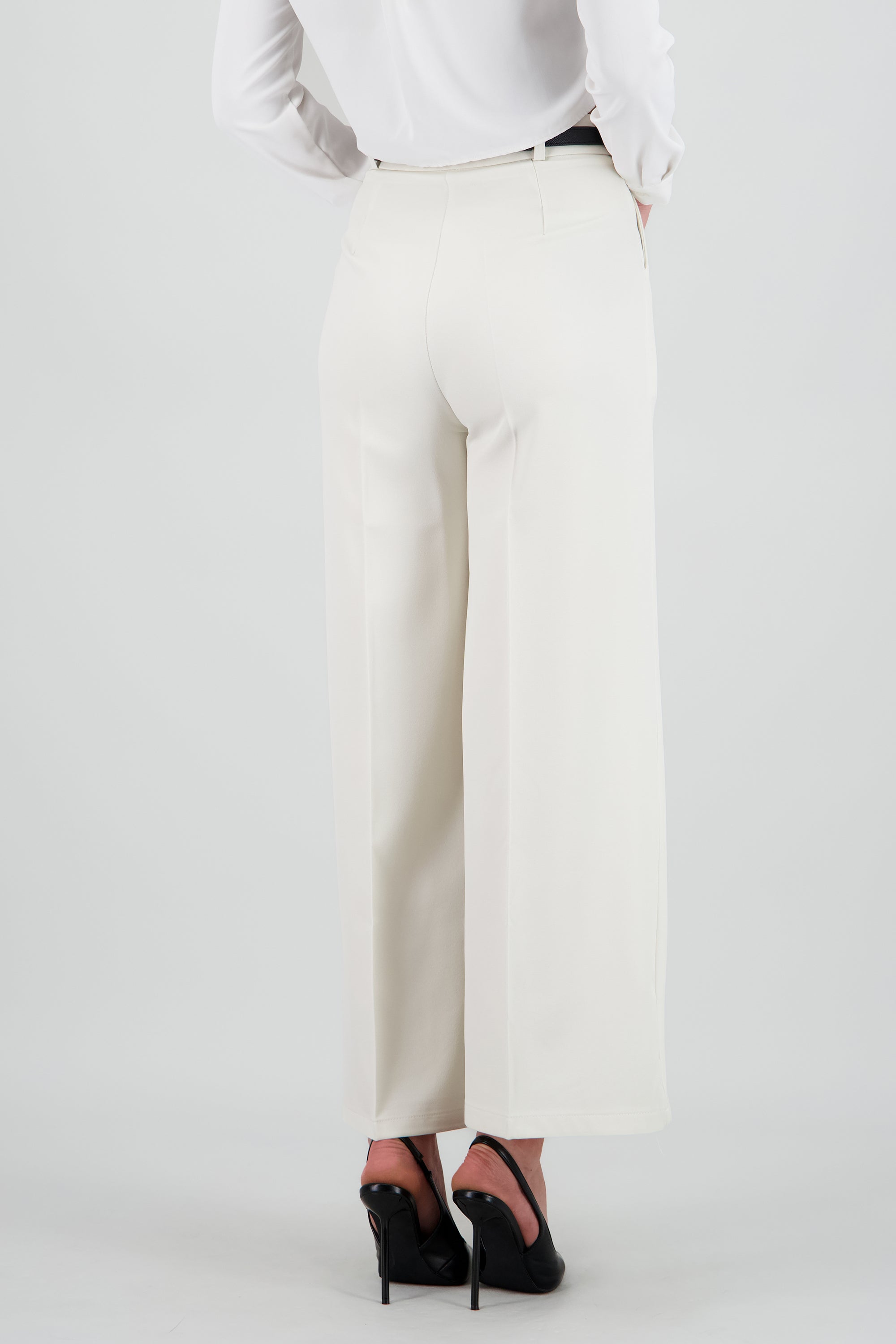 Pantalon sastre corte con cinturon hebilla CREMA